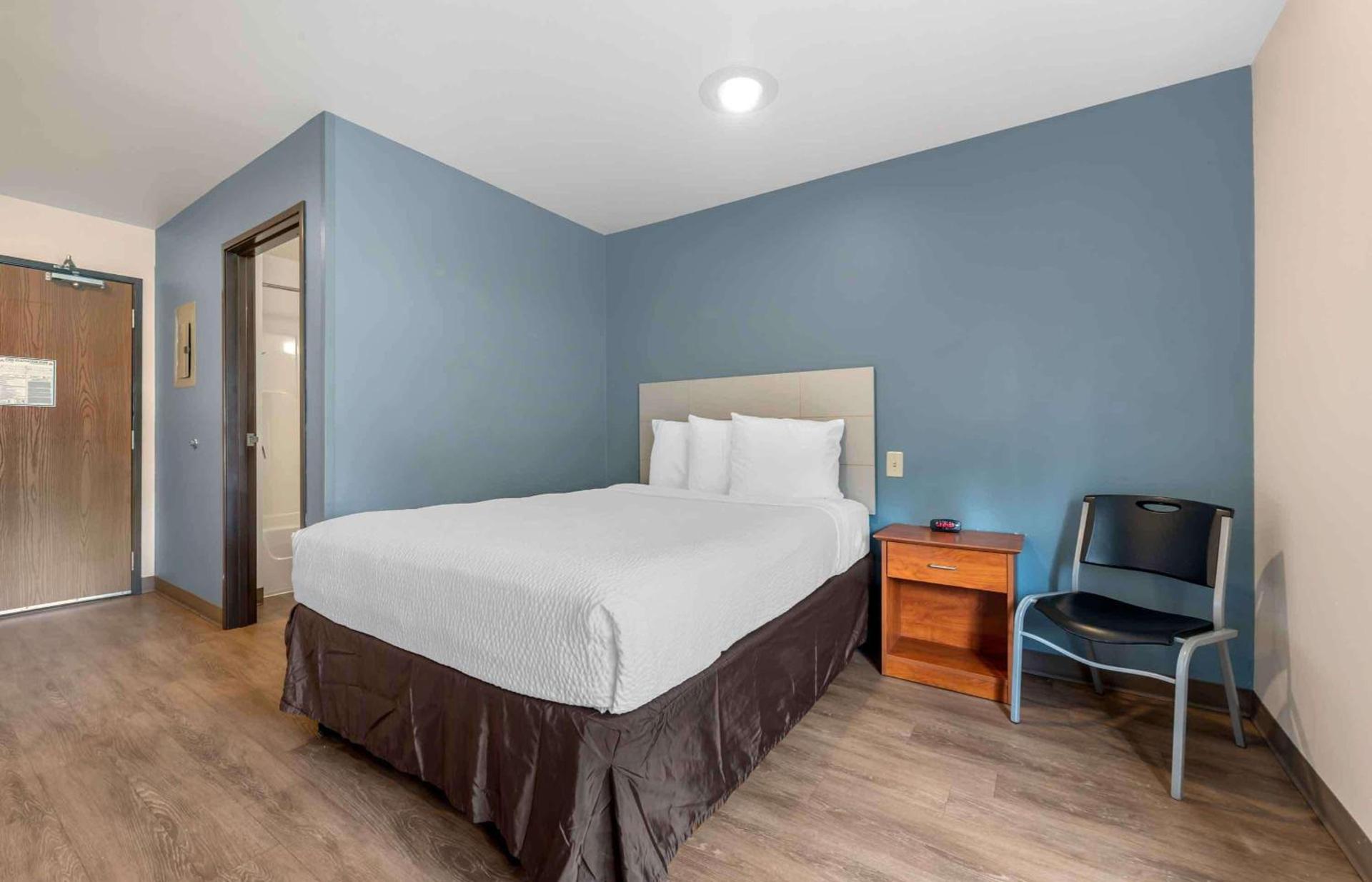 Extended Stay America Select Suites - Orlando - East photo 30