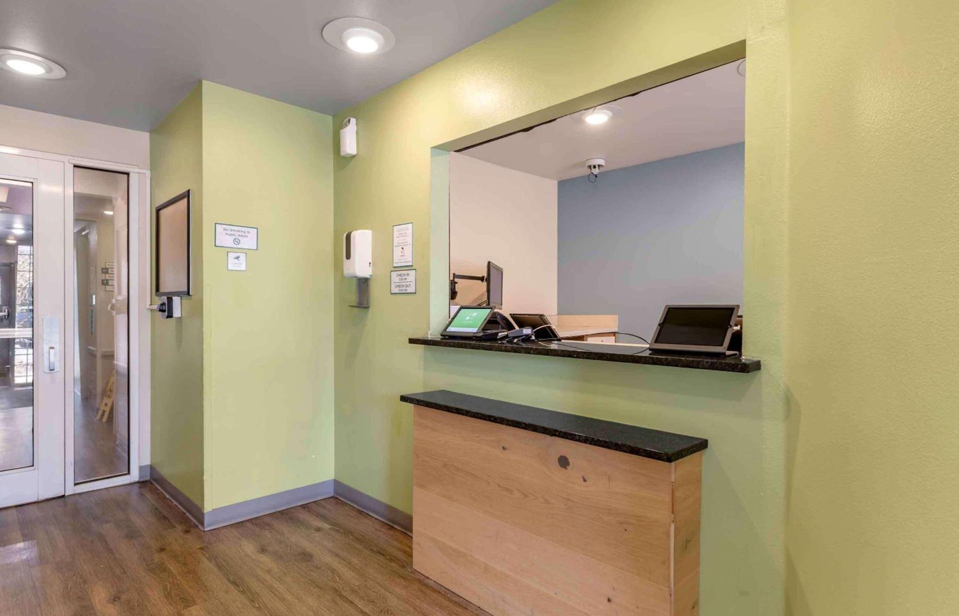 Extended Stay America Select Suites - Orlando - East photo 29