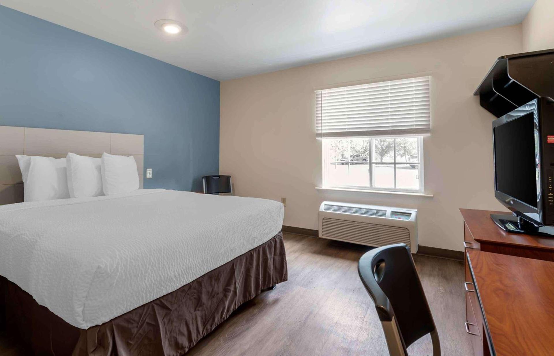 Extended Stay America Select Suites - Orlando - East photo 4