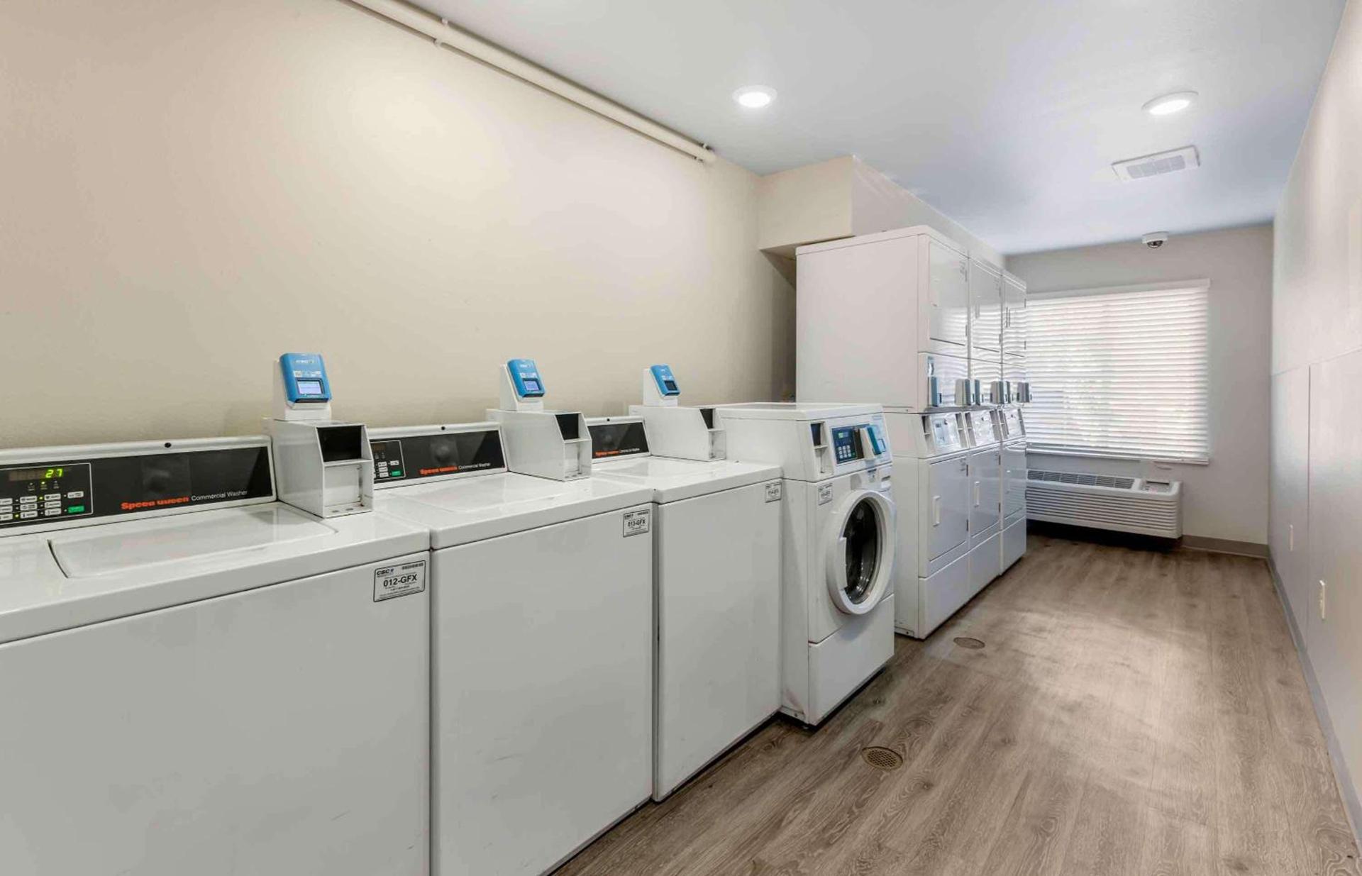 Extended Stay America Select Suites - Orlando - East photo 20