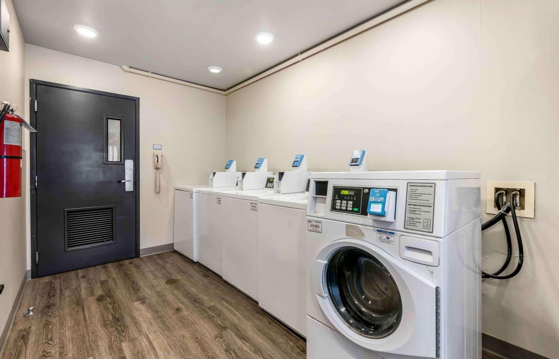 Extended Stay America Select Suites - Orlando - East photo 22