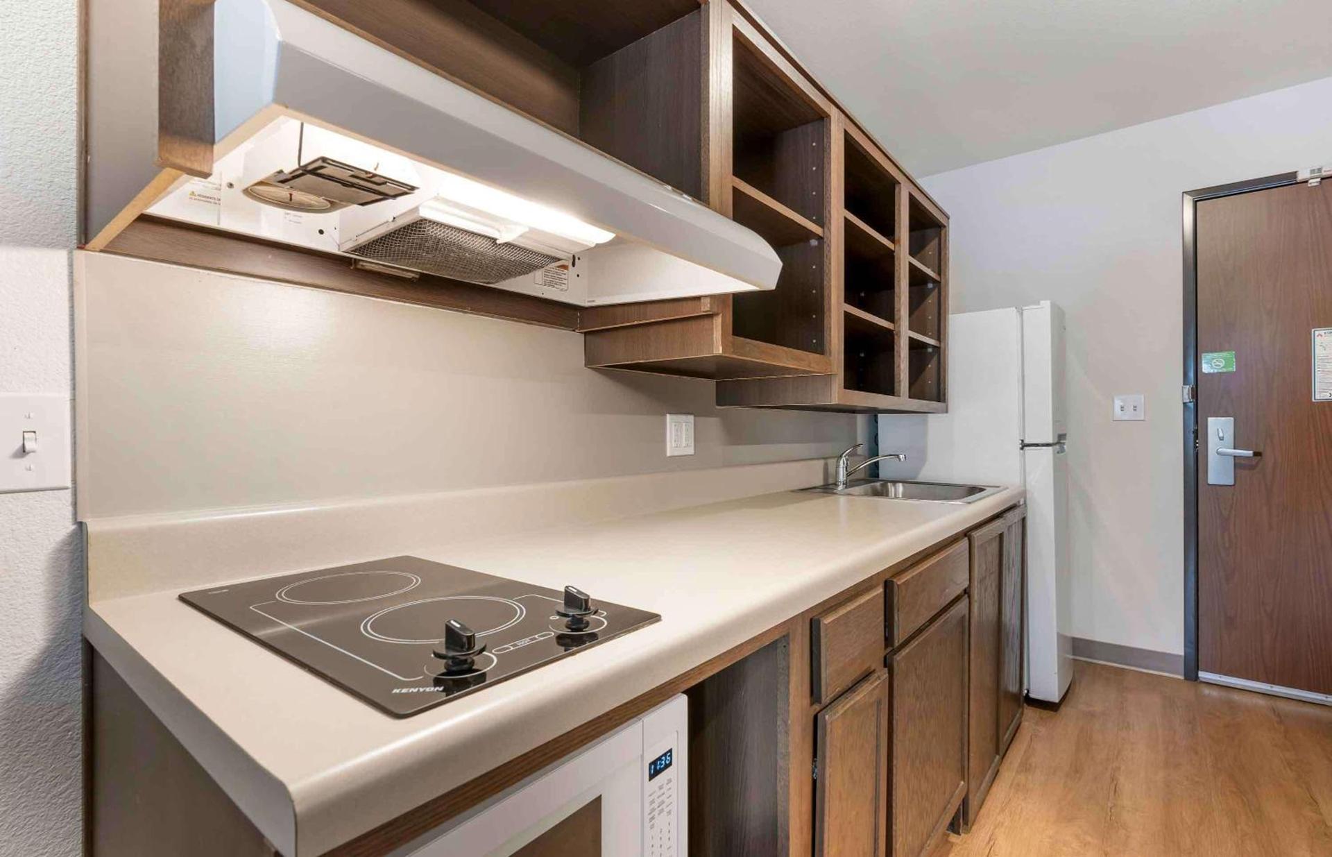 Extended Stay America Suites - Portland - East photo 14