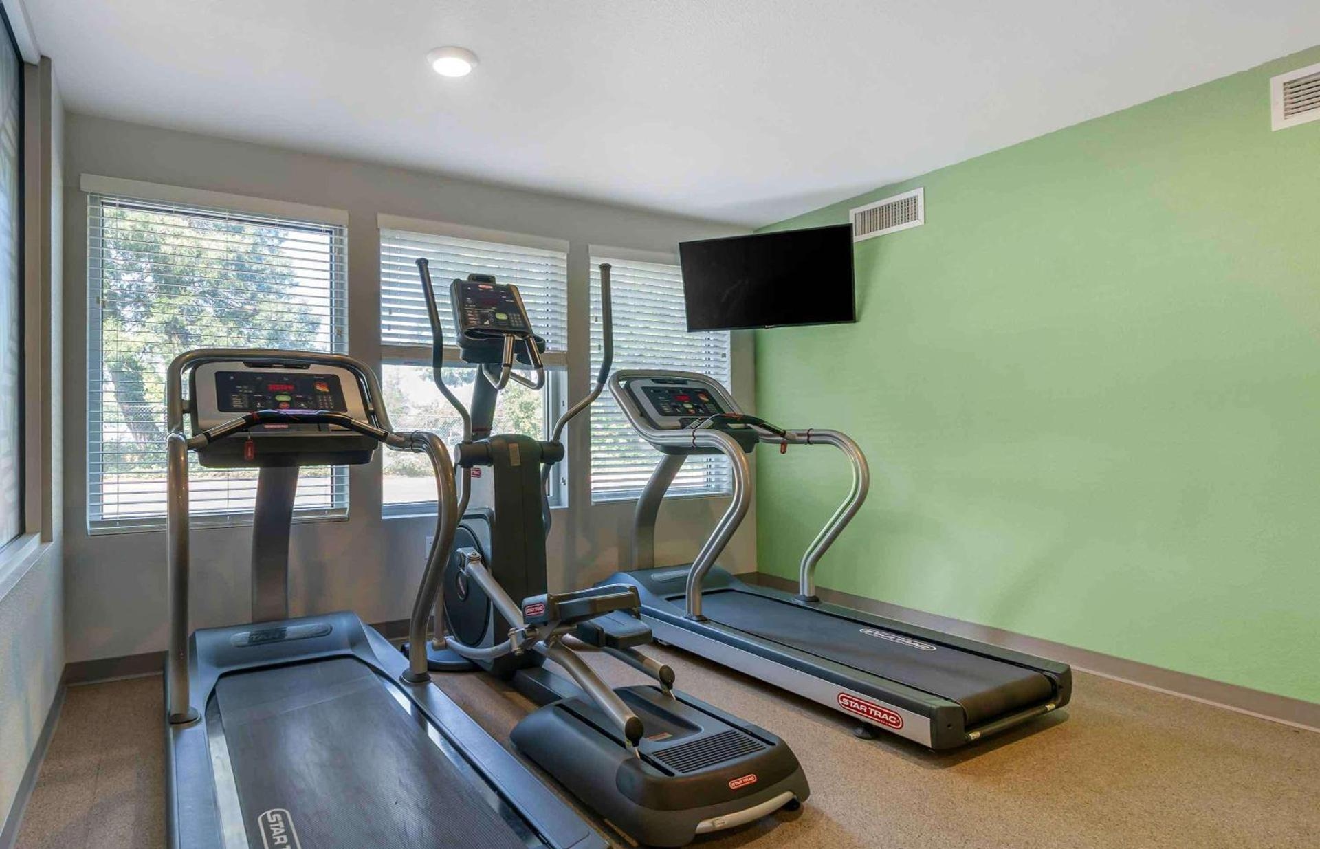 Extended Stay America Suites - Portland - East photo 28
