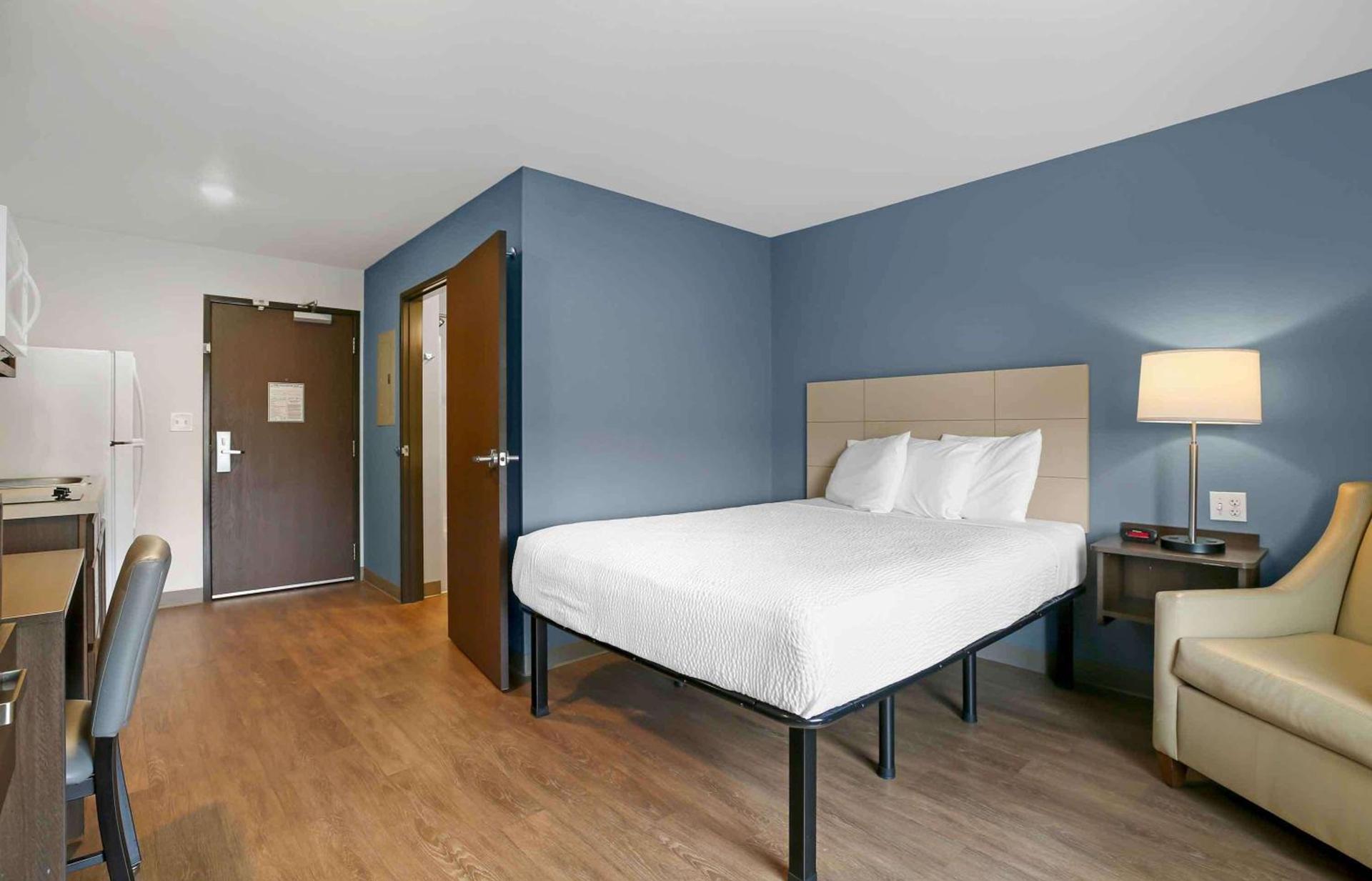Extended Stay America Suites - Providence photo 9