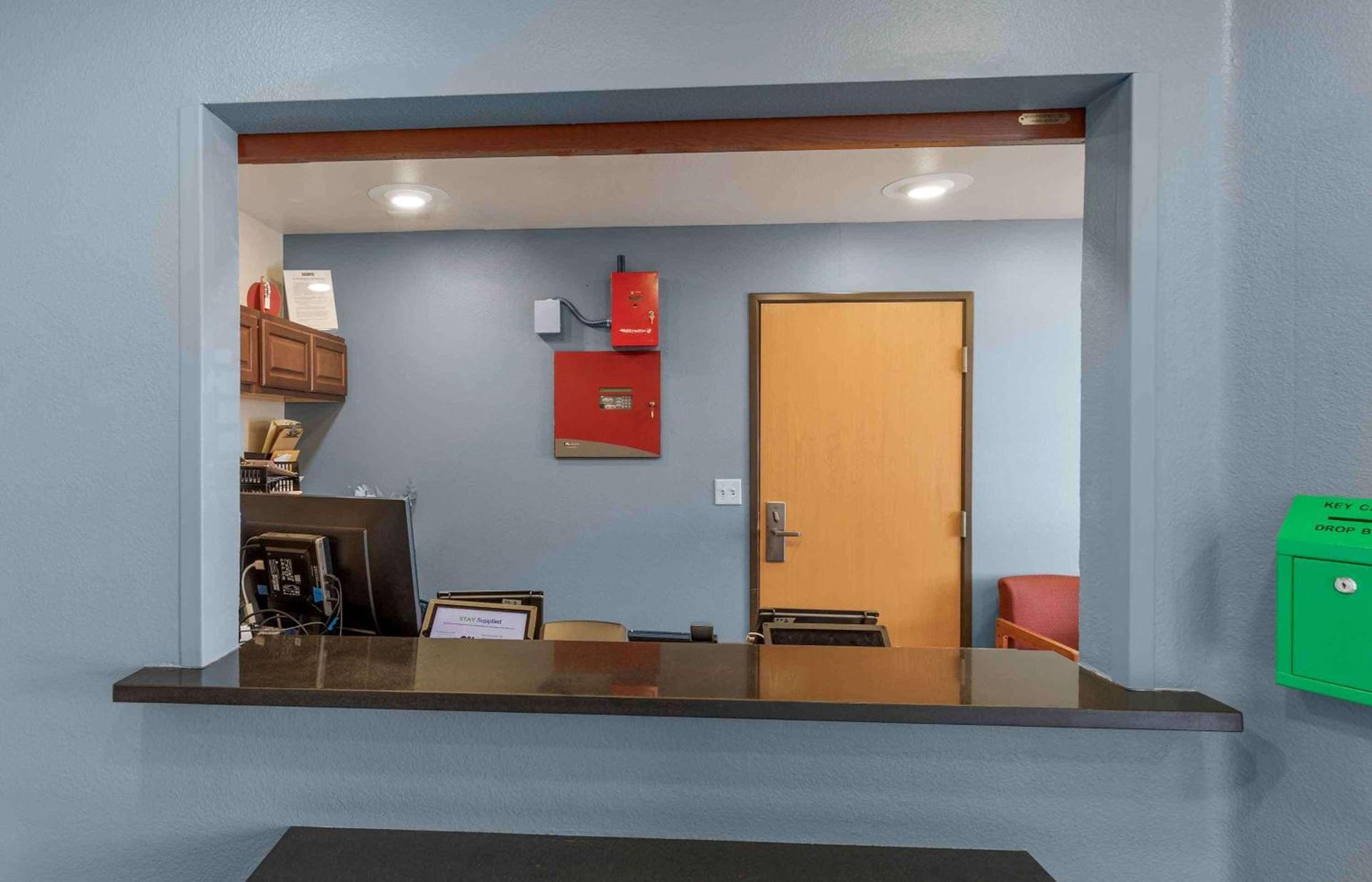 Extended Stay America Select Suites - Firestone photo 4