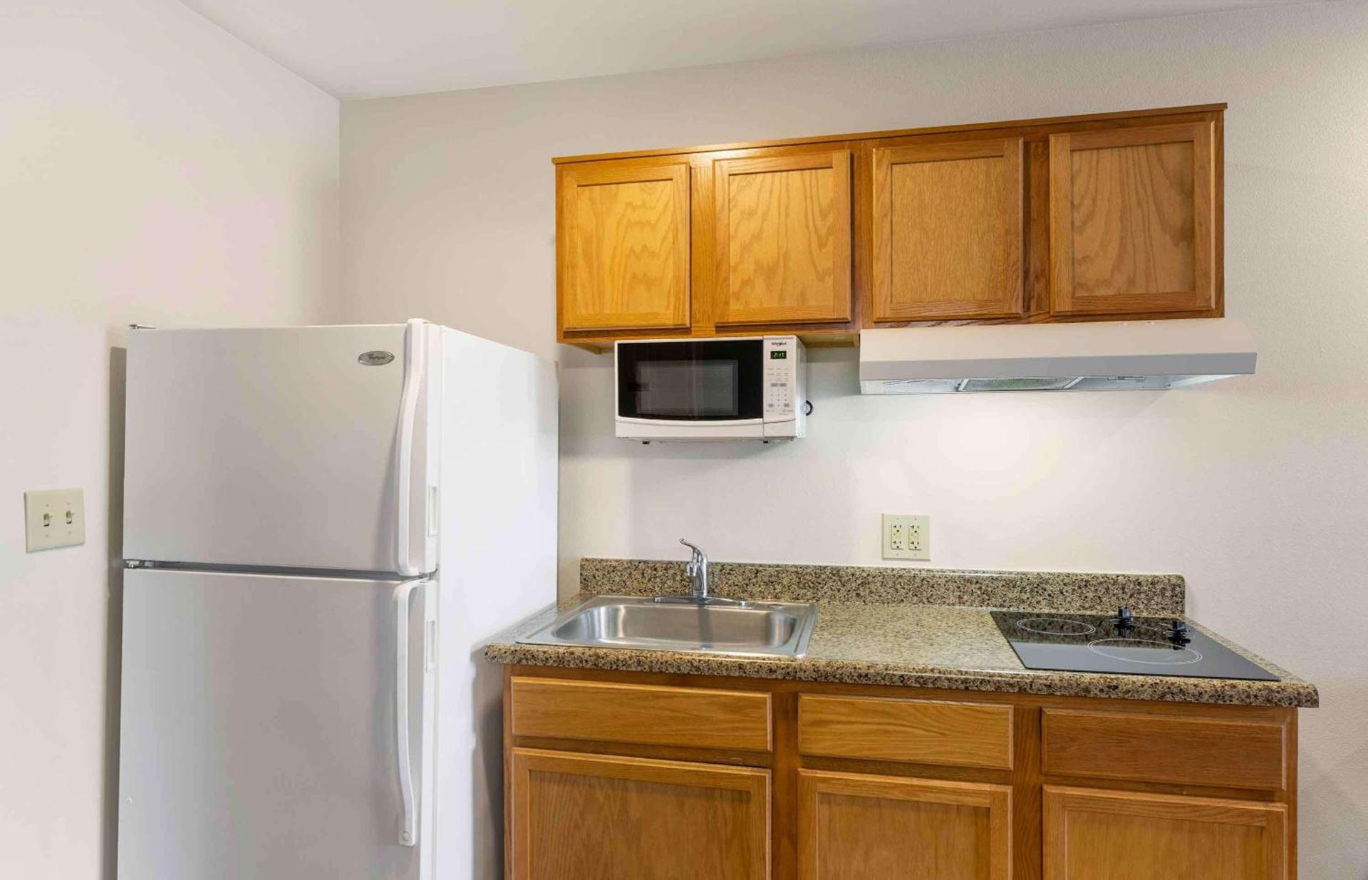 Extended Stay America Select Suites - Firestone photo 14