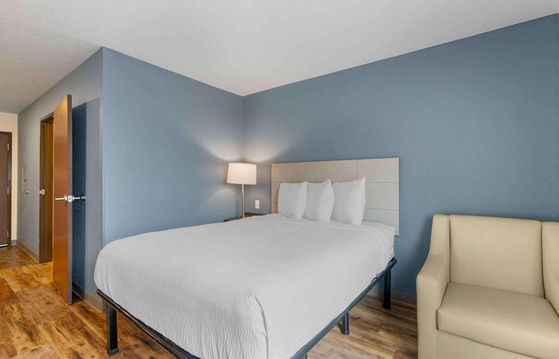 Extended Stay America Select Suites - Tampa - Northeast photo 10