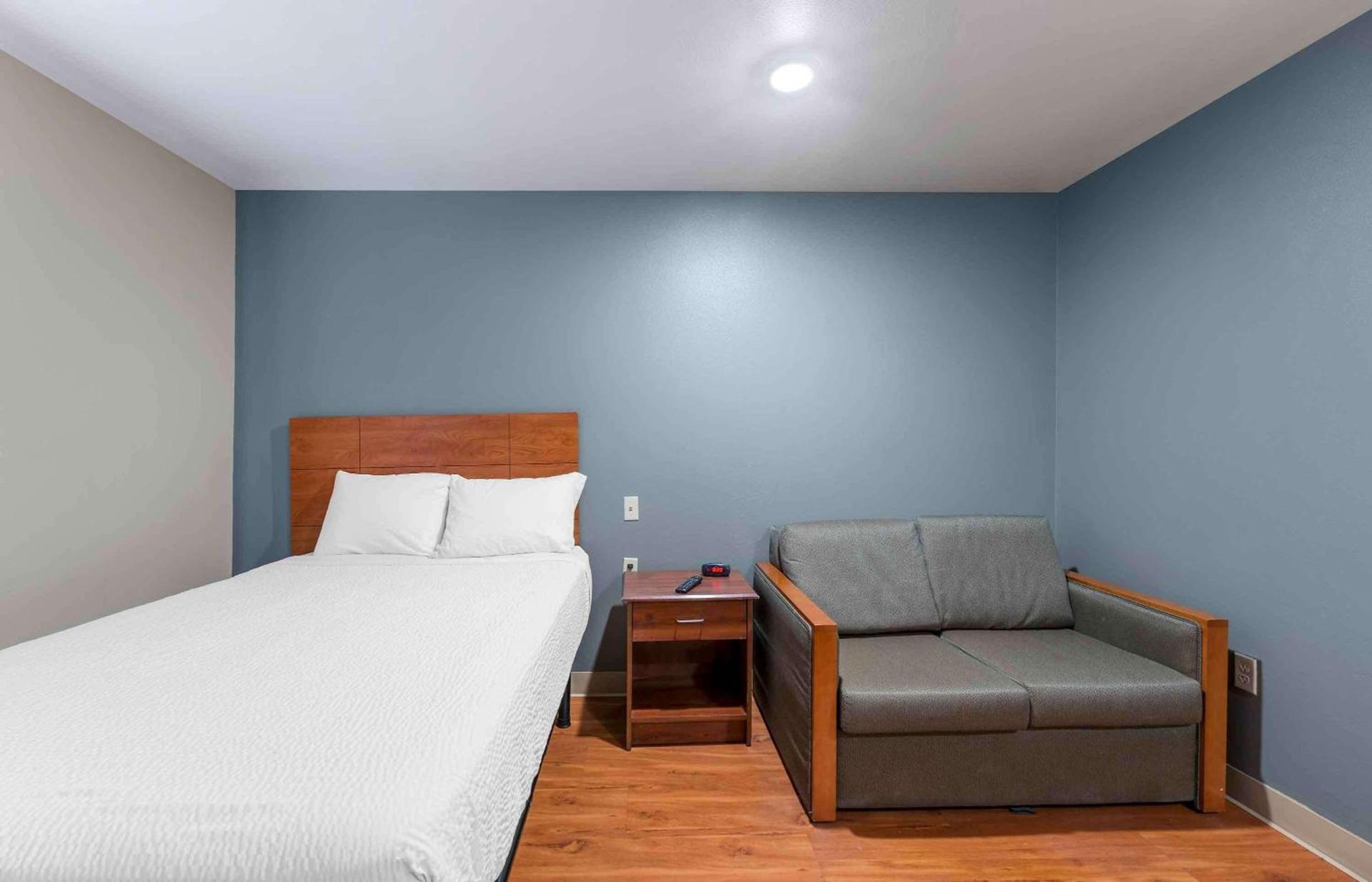 Extended Stay America Select Suites - Lubbock - West photo 32