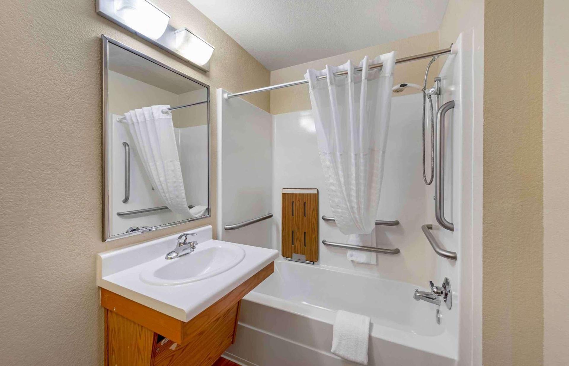 Extended Stay America Select Suites - Lubbock - West photo 27