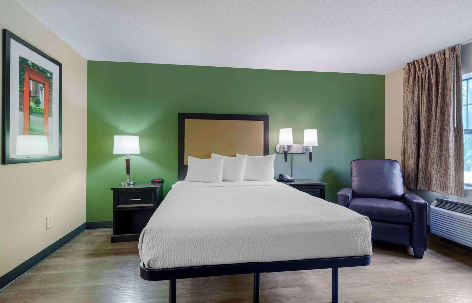 Extended Stay America Suites - Asheville - Tunnel Rd photo 12