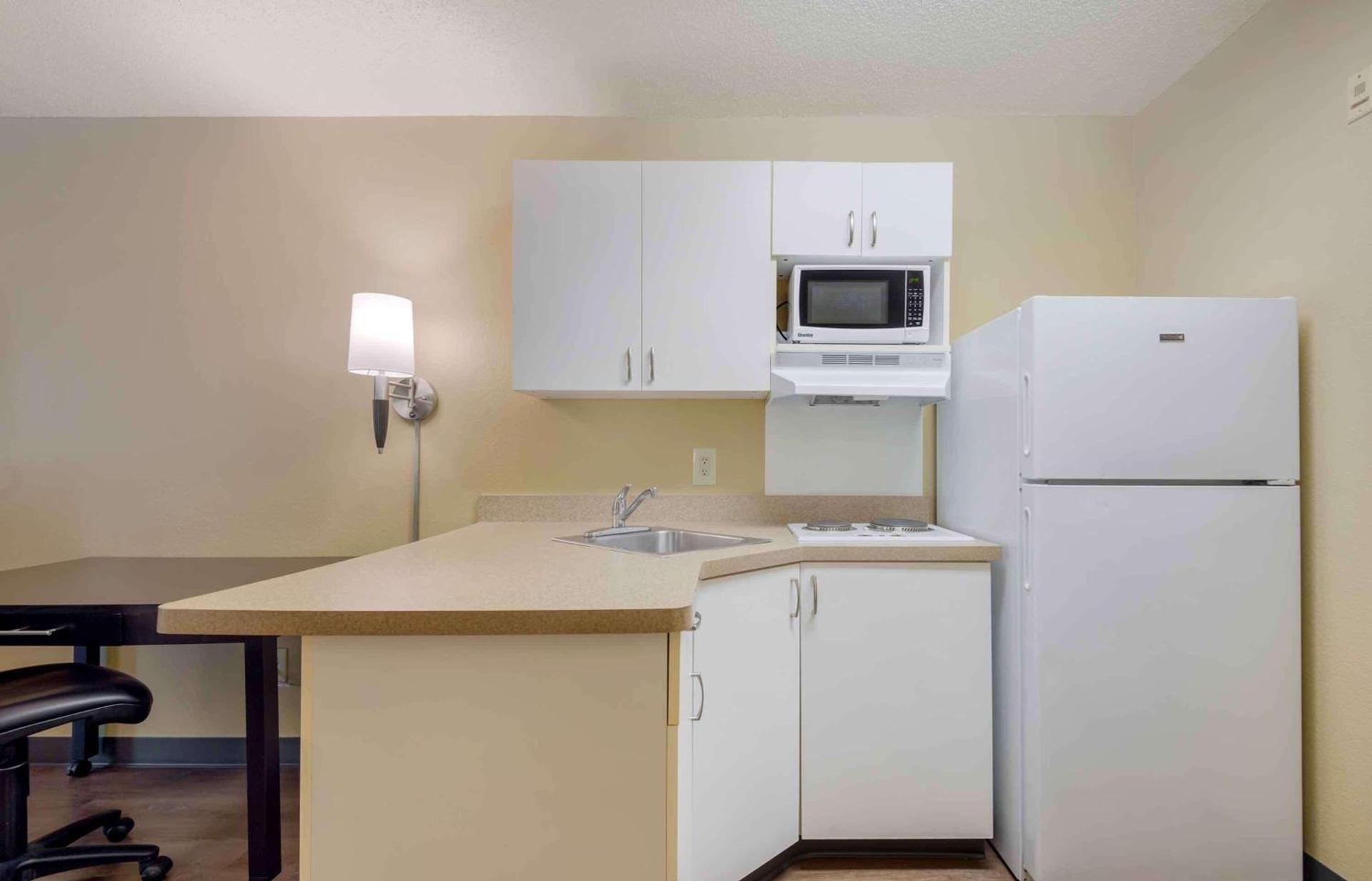 Extended Stay America Suites - Asheville - Tunnel Rd photo 16