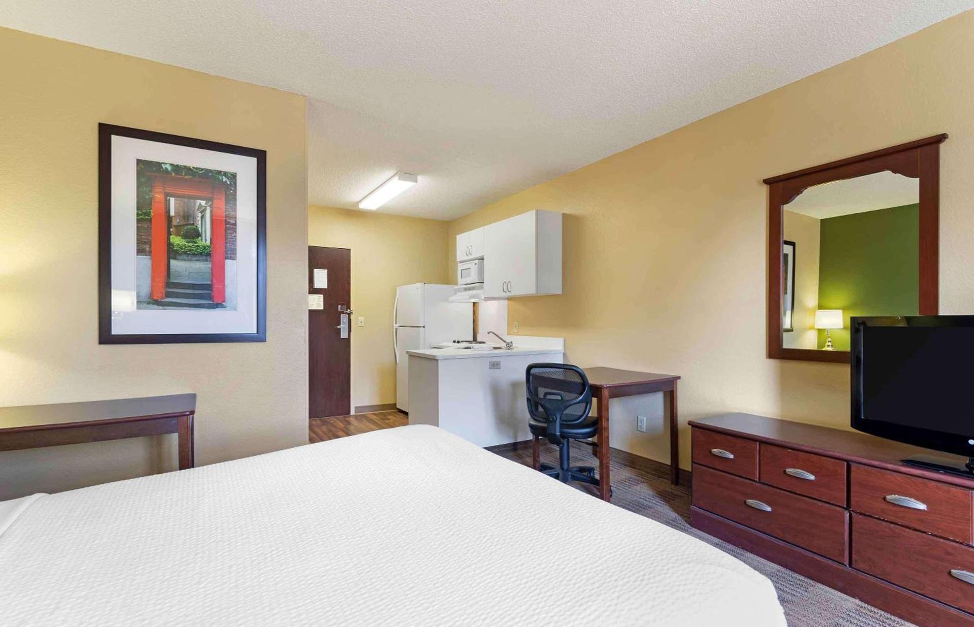 Extended Stay America Suites - Savannah - Midtown photo 13