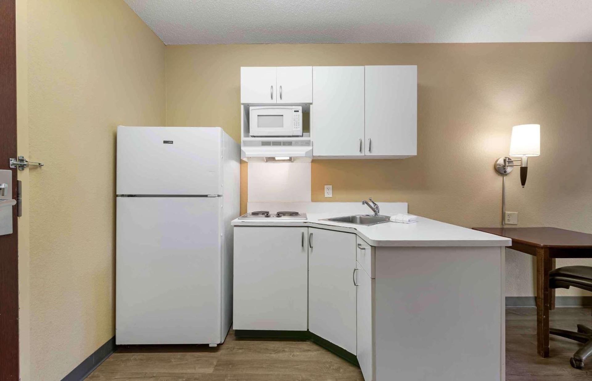 Extended Stay America Suites - Savannah - Midtown photo 21