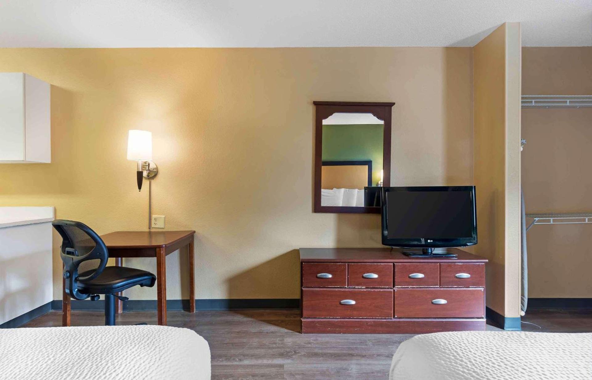 Extended Stay America Suites - Savannah - Midtown photo 25