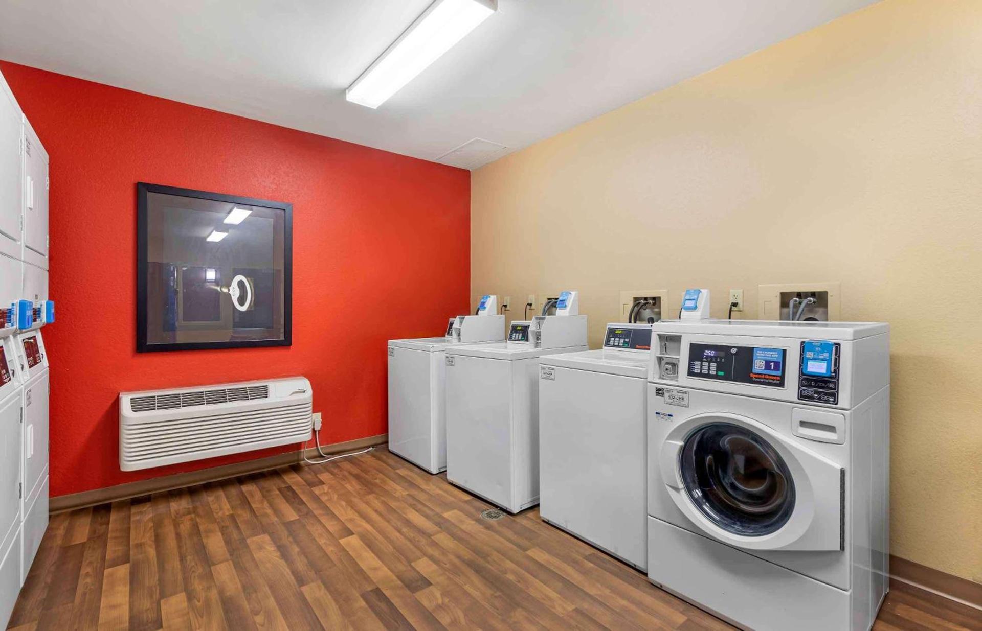 Extended Stay America Suites - Savannah - Midtown photo 36