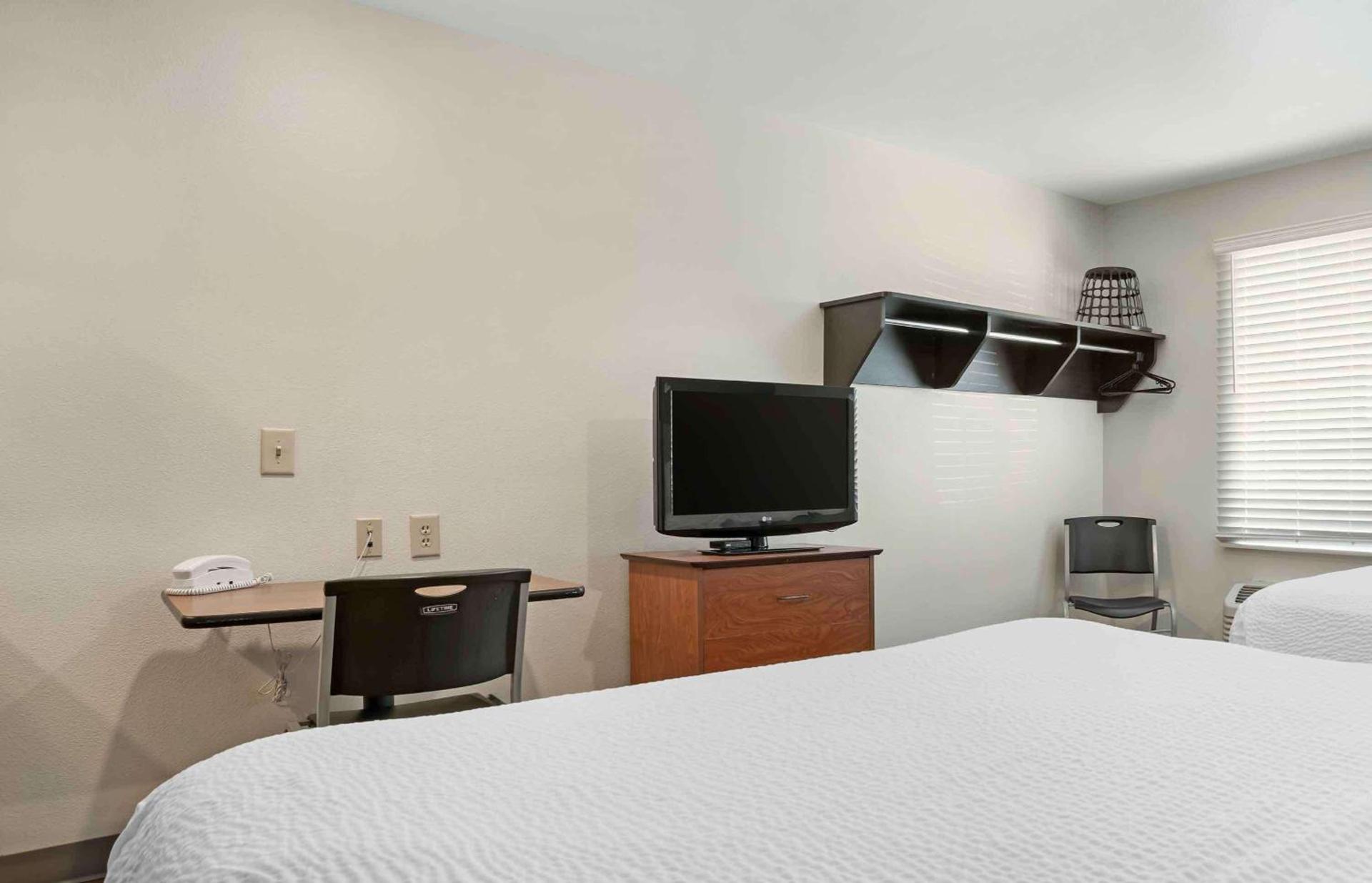 Extended Stay America Select Suites - Fort Walton Beach photo 24