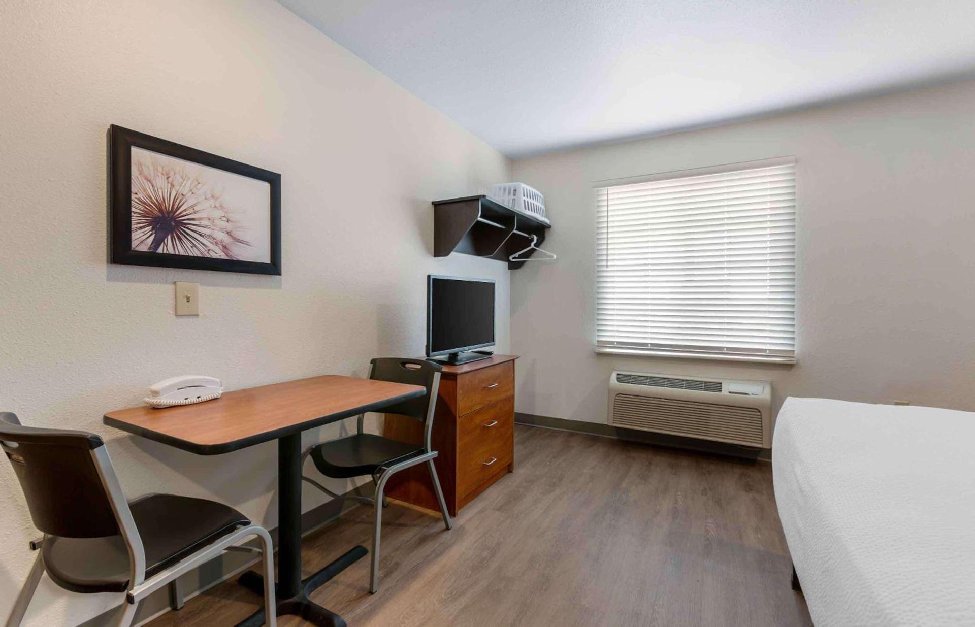 Studio 6 Extended Stay El Paso East TX photo 8