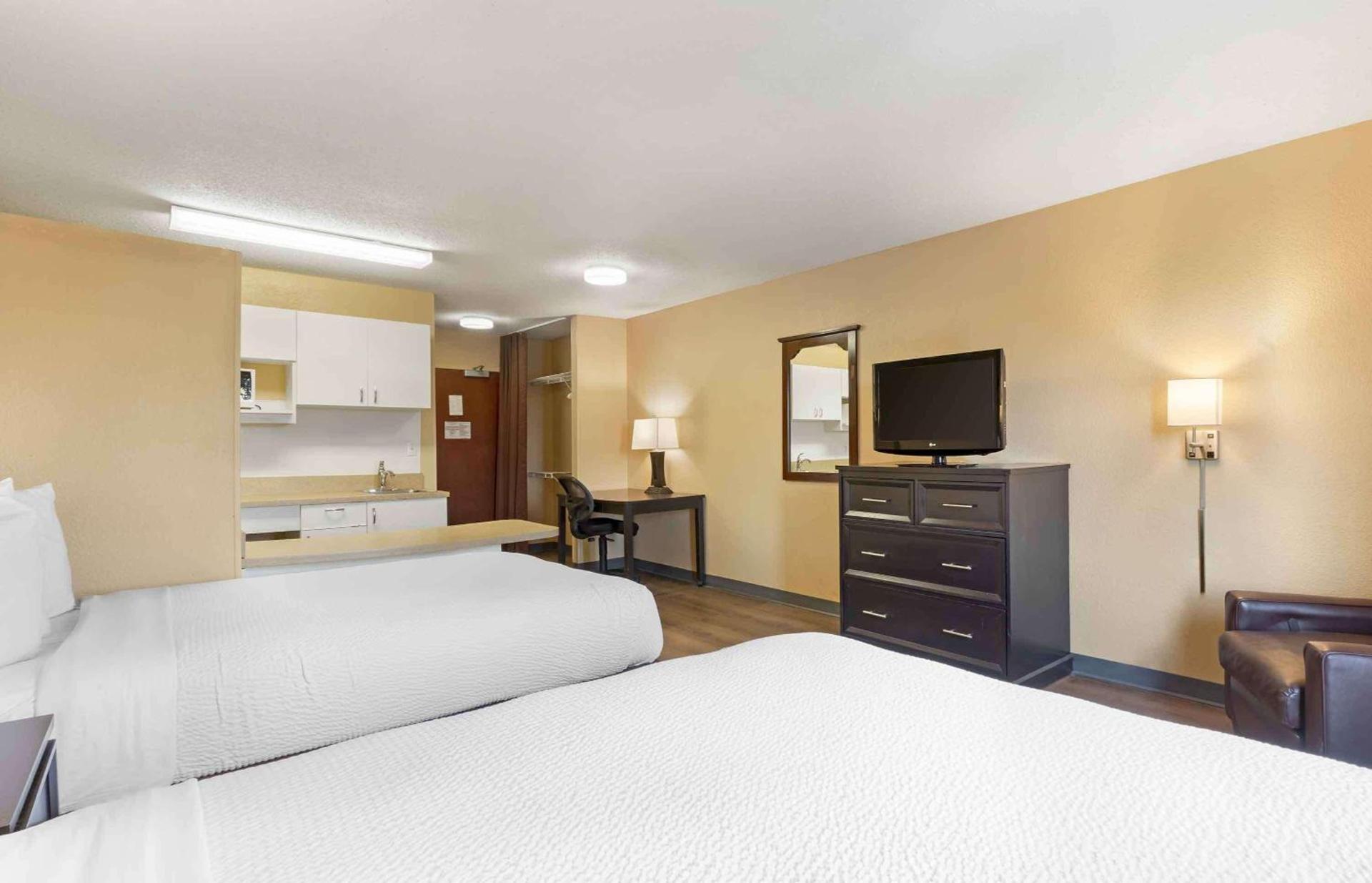 Extended Stay America Select Suites - Greenville - Airport photo 16