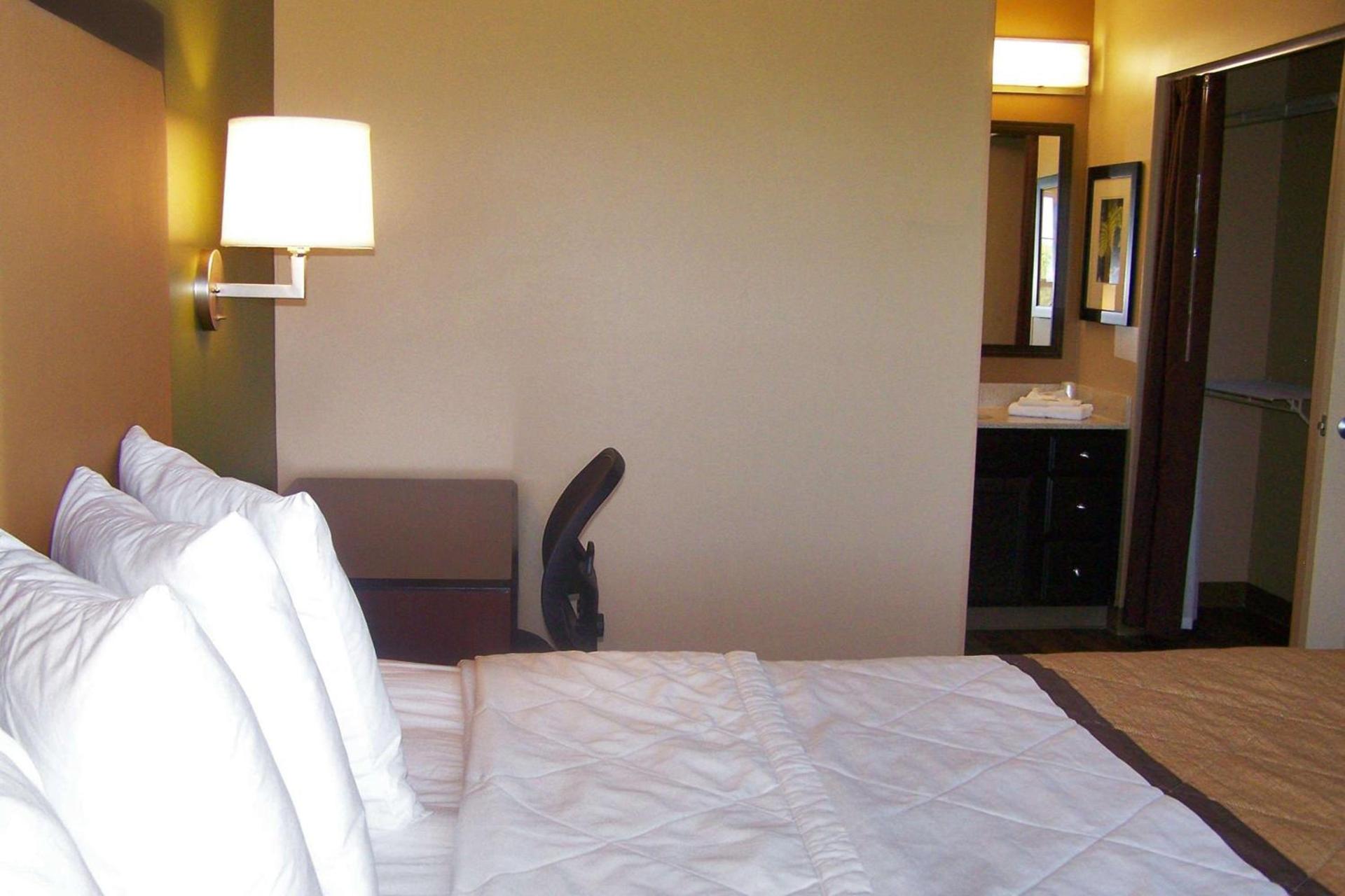 Extended Stay America Suites - Atlanta - Alpharetta - Northpoint - West photo 24