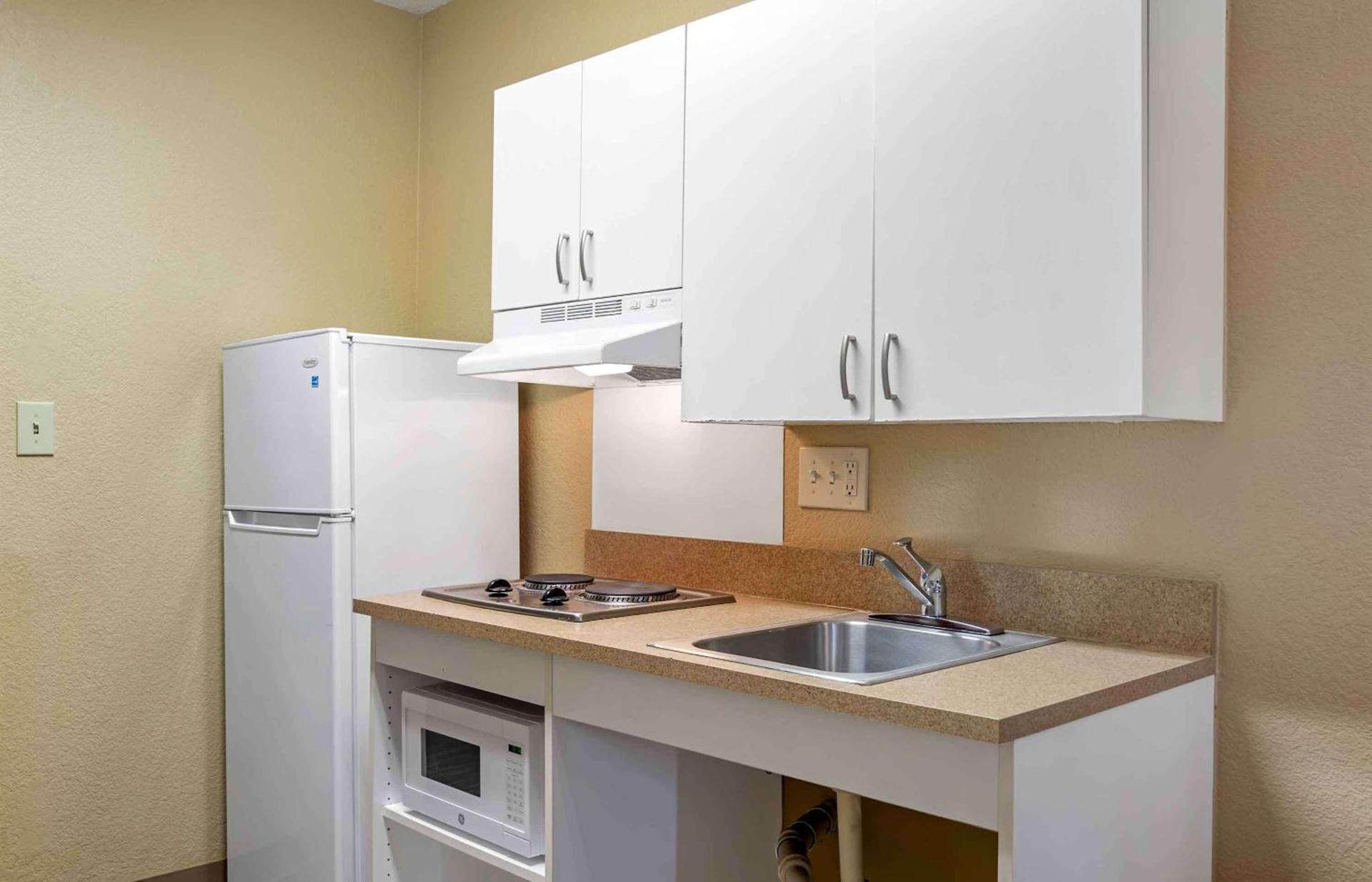 Extended Stay America Select Suites - Atlanta - Morrow photo 20