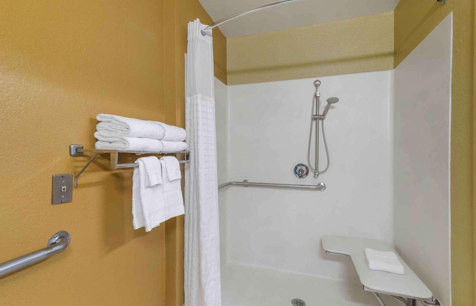 Extended Stay America Select Suites - Atlanta - Morrow photo 6