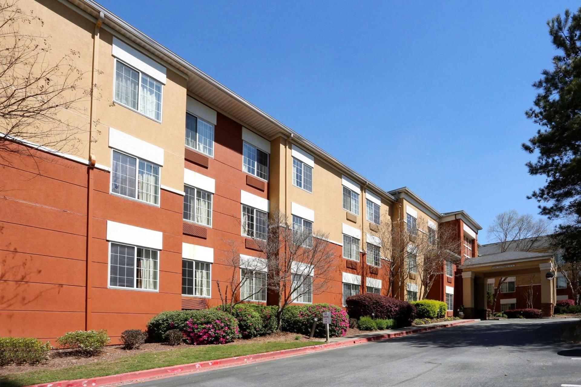 Extended Stay America Suites - Atlanta - Marietta - Powers Ferry Rd photo 1