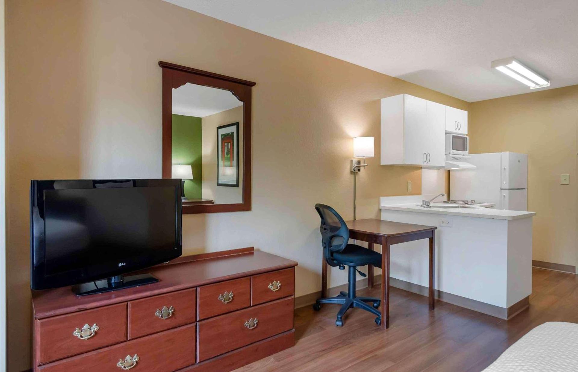 Extended Stay America Suites - Atlanta - Perimeter - Crestline photo 11