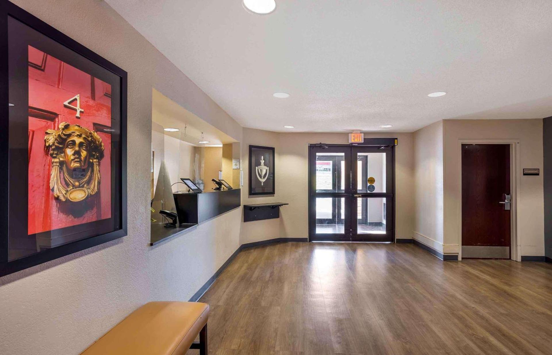 Suburban Studios Exton - Philadelphia Great Valley photo 5