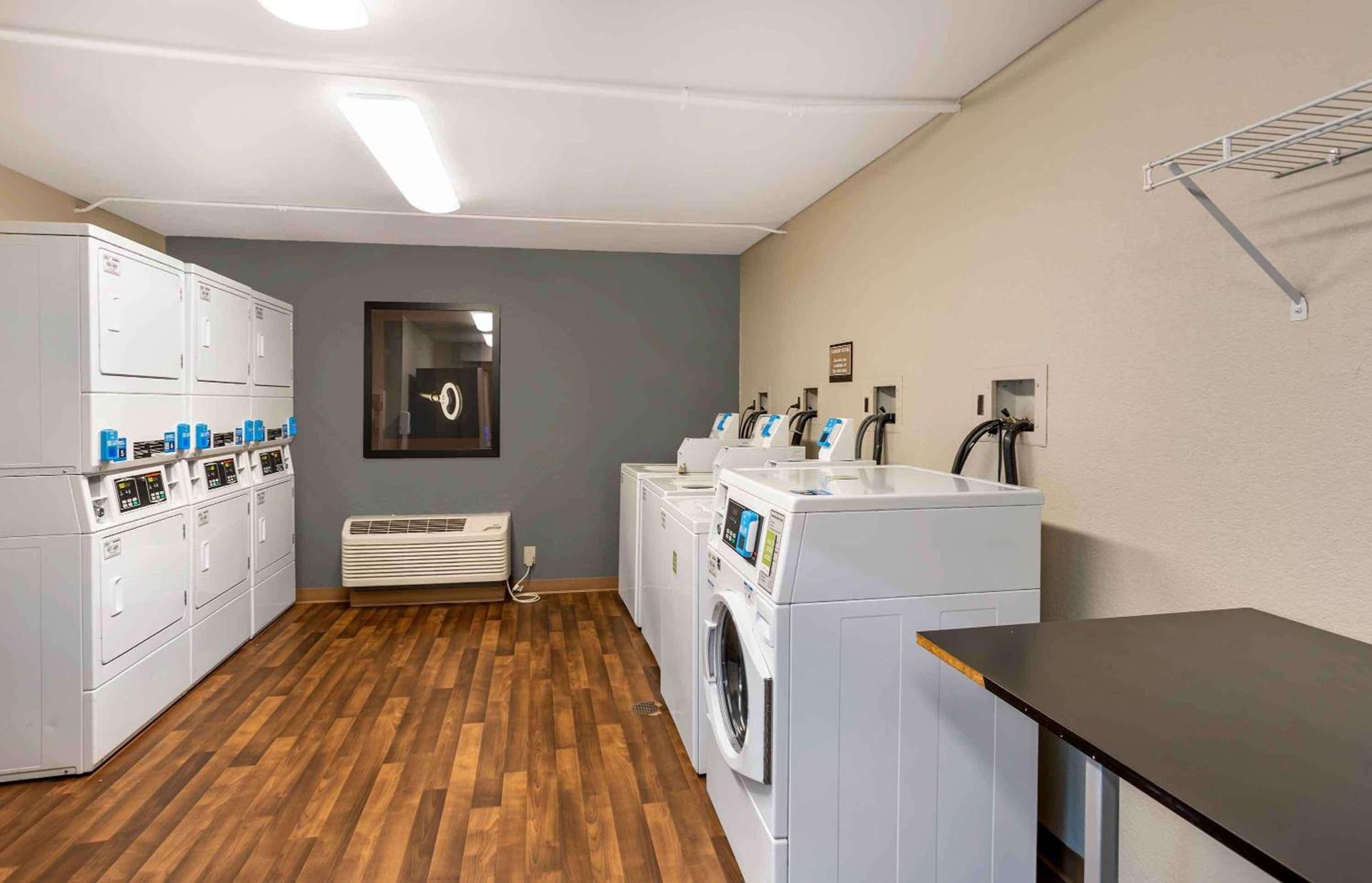 Suburban Studios Exton - Philadelphia Great Valley photo 39