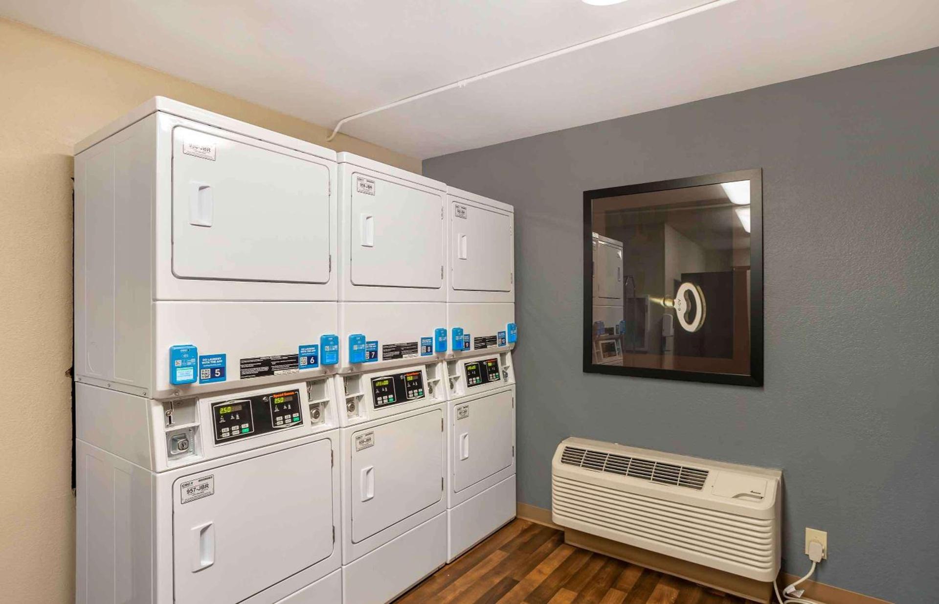 Suburban Studios Exton - Philadelphia Great Valley photo 40