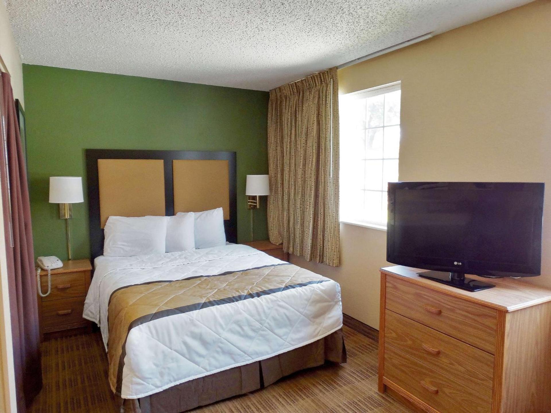 Studio 6 Corporate Extended Stay Philadelphia Malvern Swedesford Rd PA photo 6