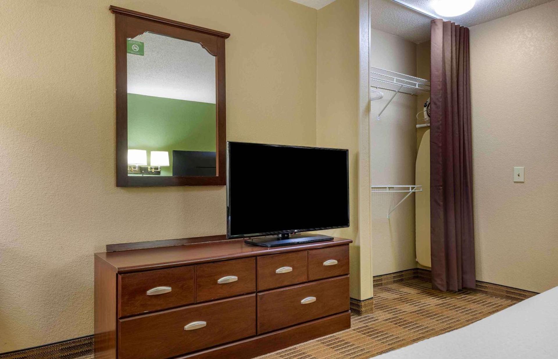 Extended Stay America Suites - Pittsburgh - West Mifflin photo 13
