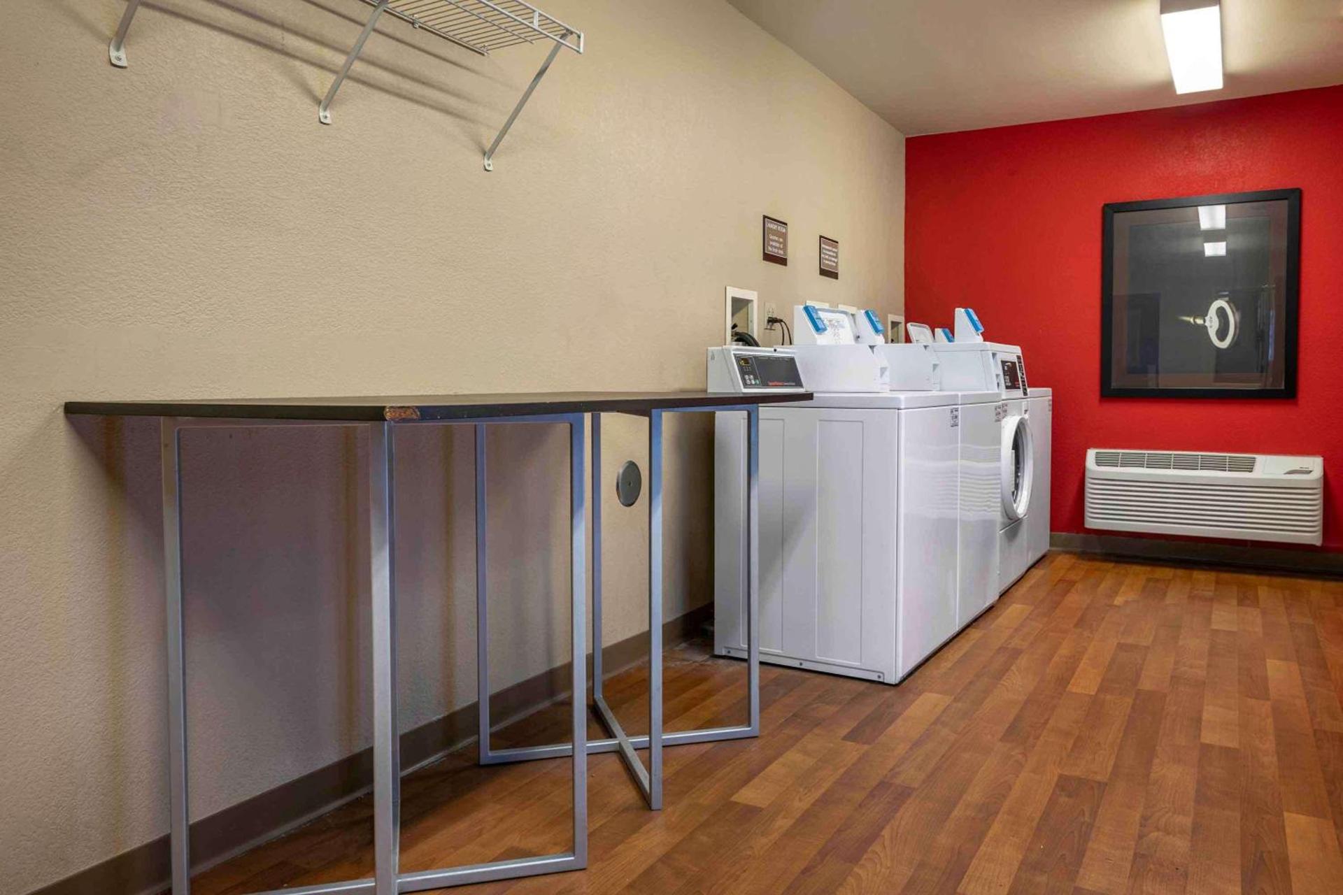 Extended Stay America Suites - Pittsburgh - West Mifflin photo 32