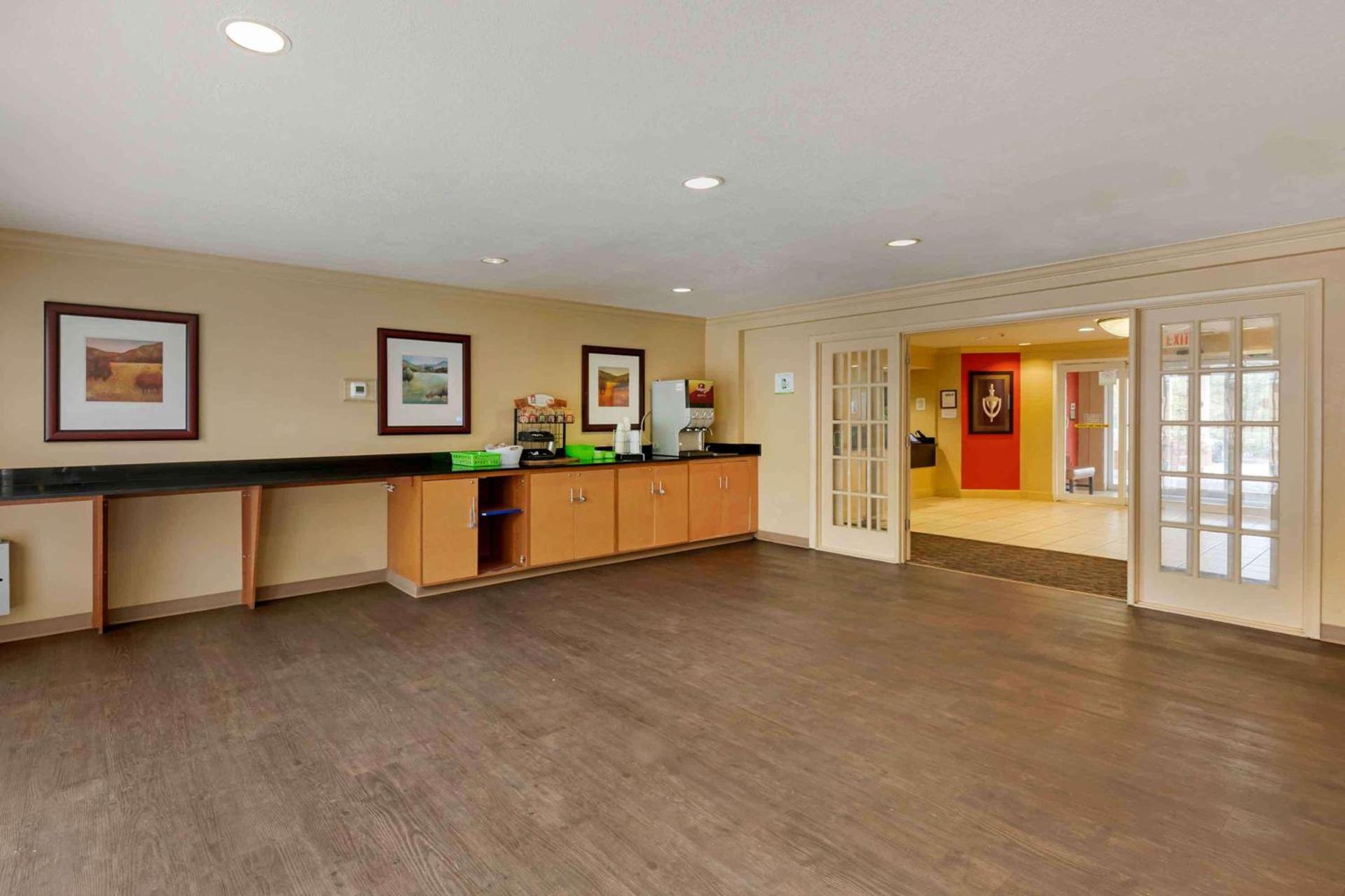 Extended Stay America Suites - Orlando - Convention Center - 6443 Westwood photo 10