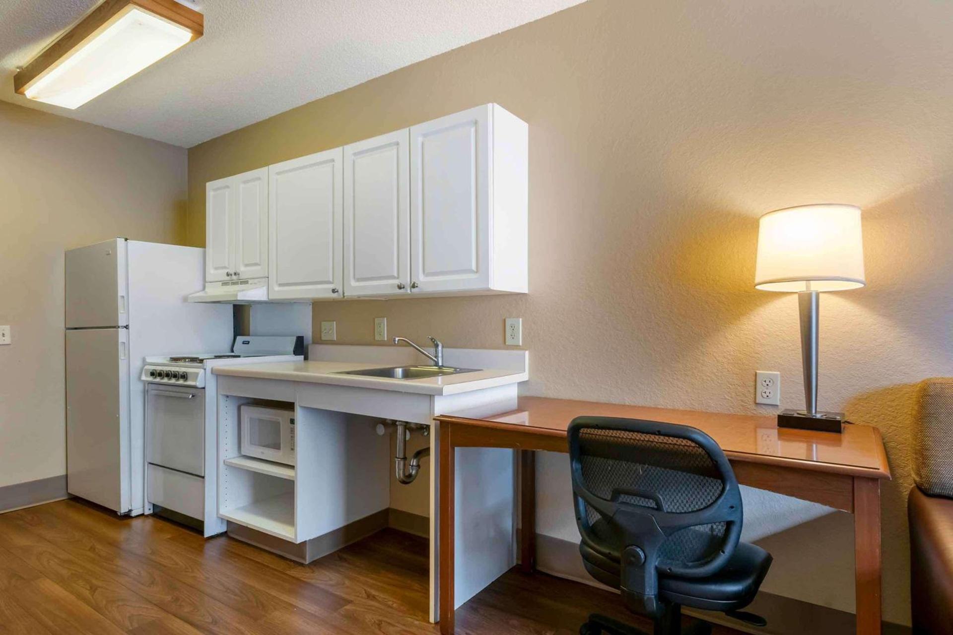 Extended Stay America Suites - Orlando - Convention Center - 6443 Westwood photo 17
