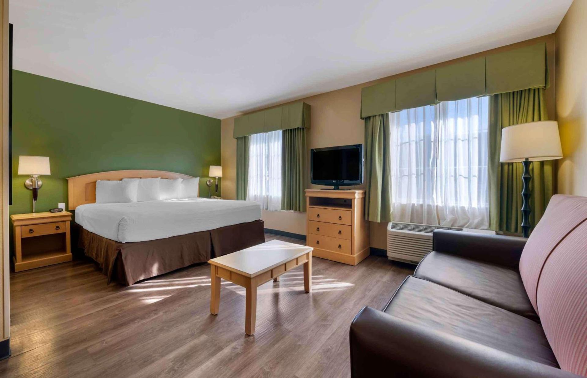 Extended Stay America Suites - Orlando - Convention Center - Universal Blvd photo 11