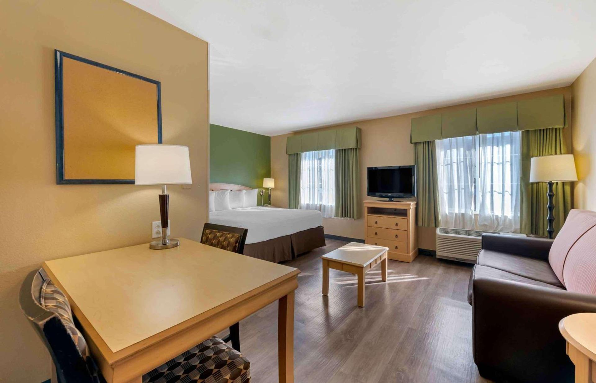 Extended Stay America Suites - Orlando - Convention Center - Universal Blvd photo 13