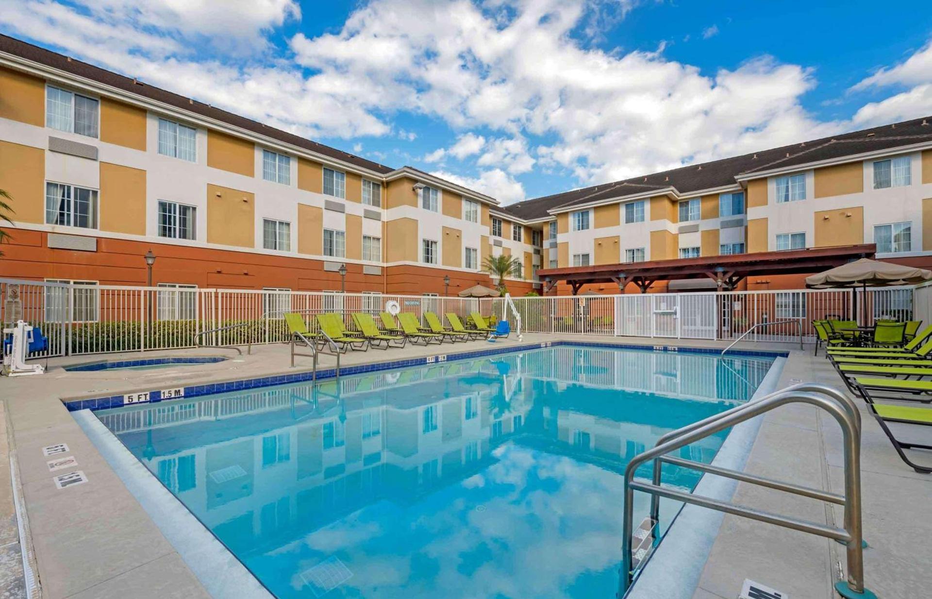 Extended Stay America Suites - Orlando - Convention Center - Universal Blvd photo 27