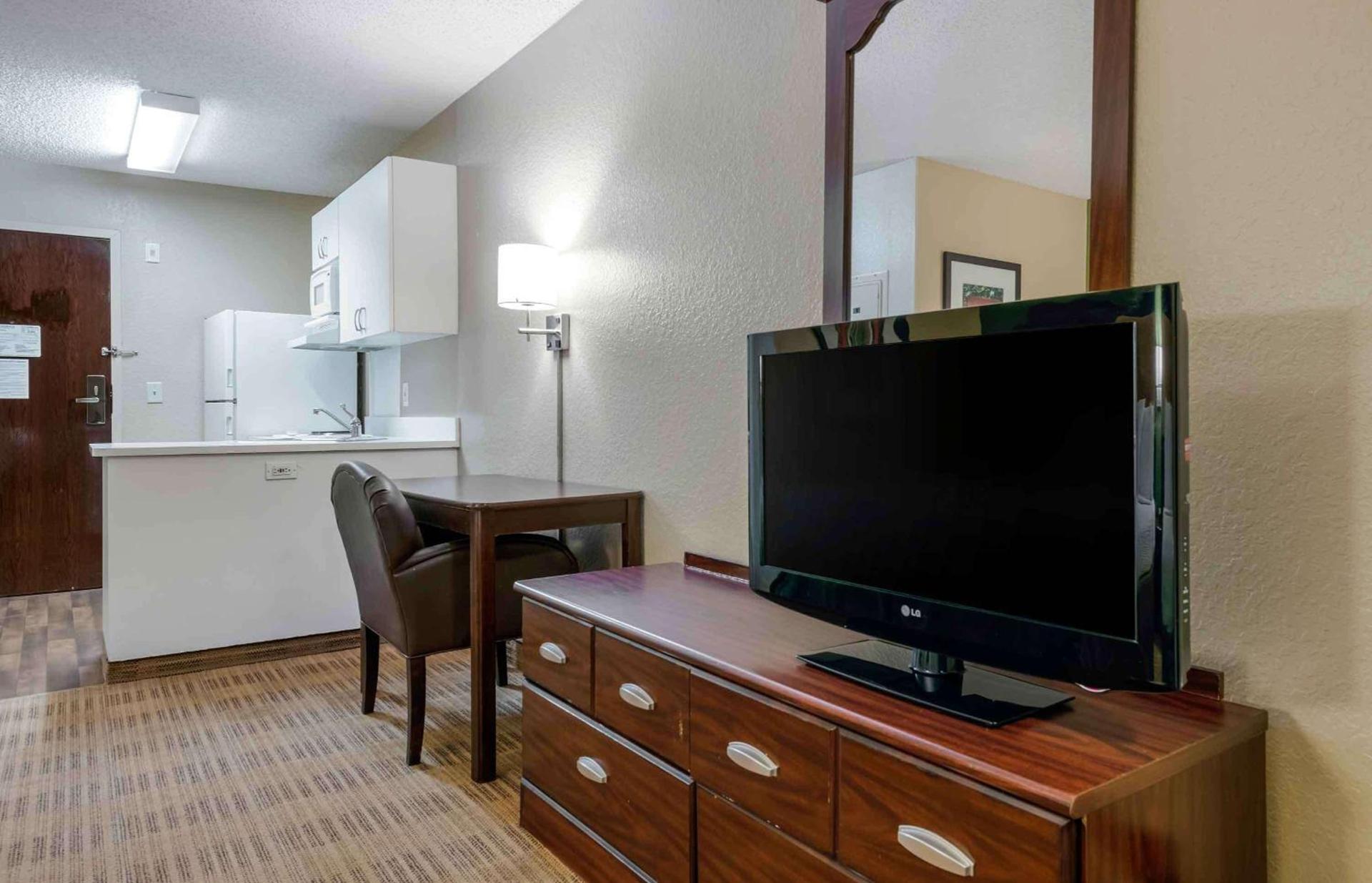 Extended Stay America Select Suites - Orlando - Conven Ctr - Sports Complex photo 14