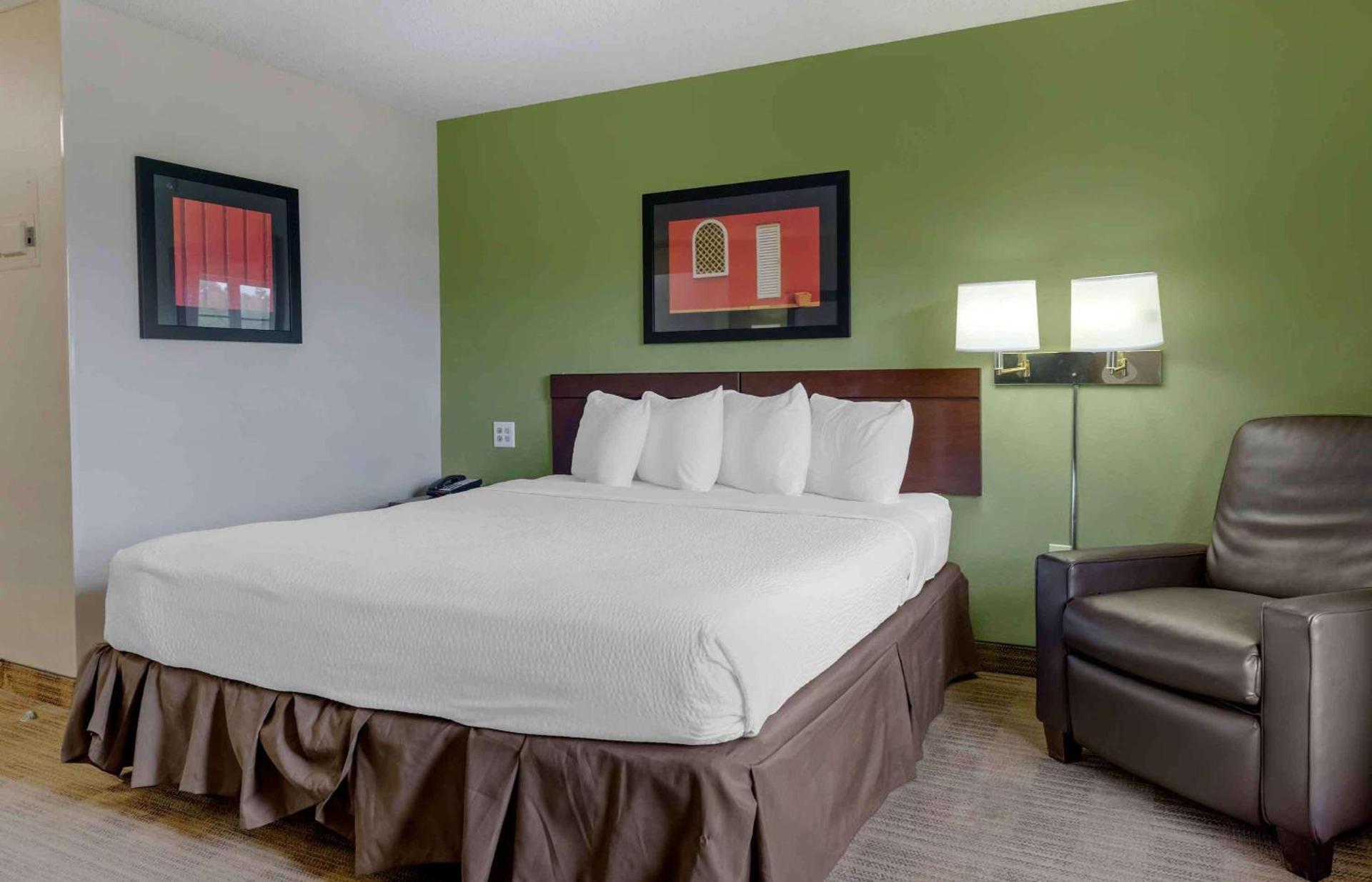 Extended Stay America Suites - Orlando - Lake Mary - 1036 Greenwood Blvd photo 16