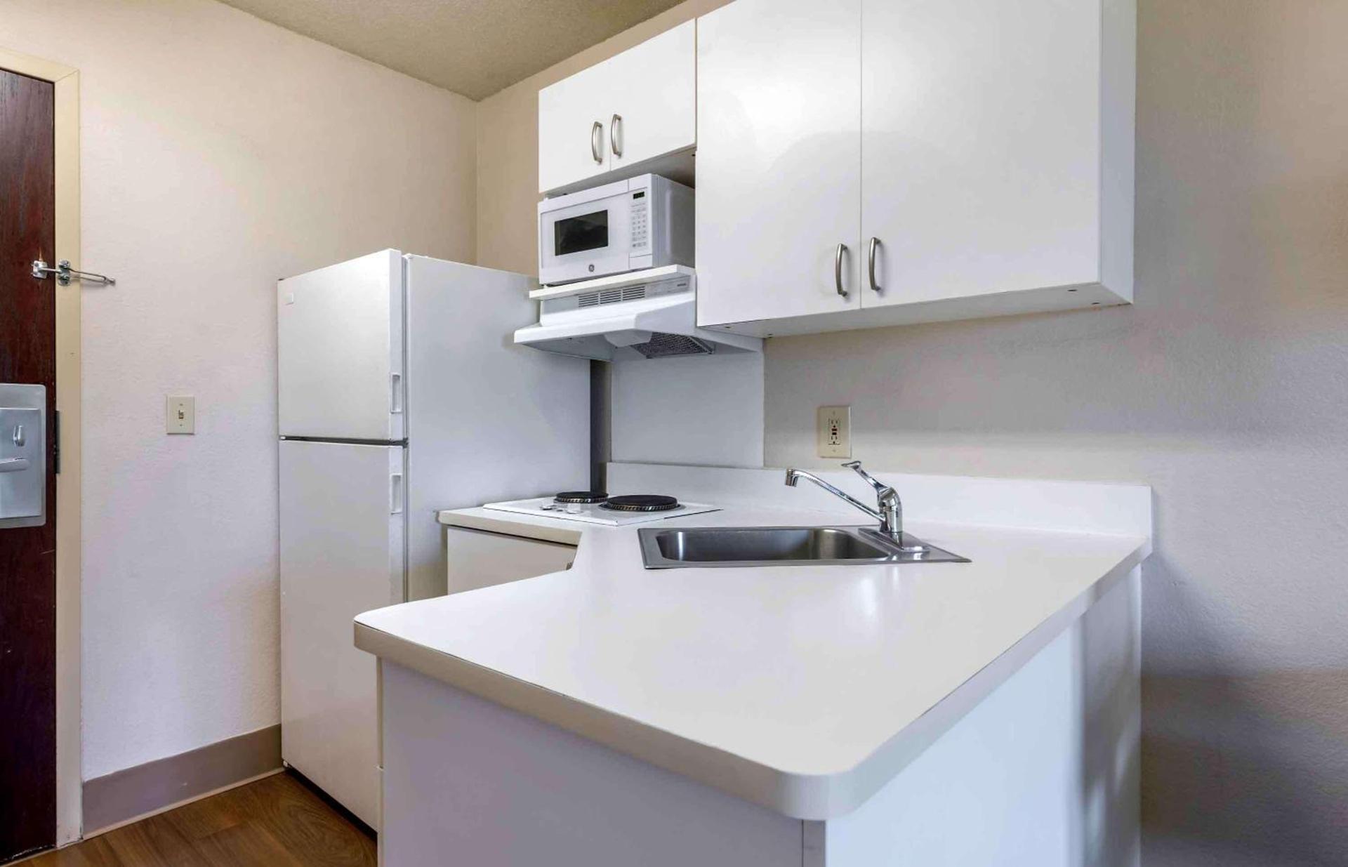 Extended Stay America Suites - Orlando - Lake Mary - 1036 Greenwood Blvd photo 25