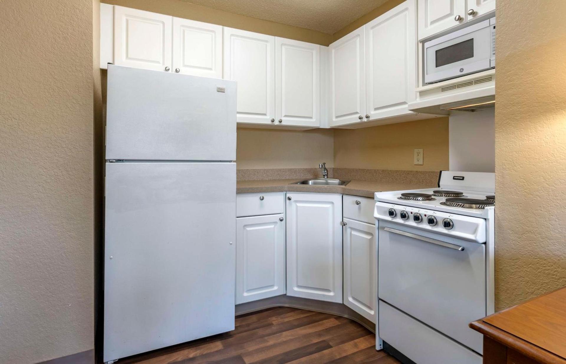 Extended Stay America Suites - Orlando - Maitland - 1776 Pembrook Dr photo 18