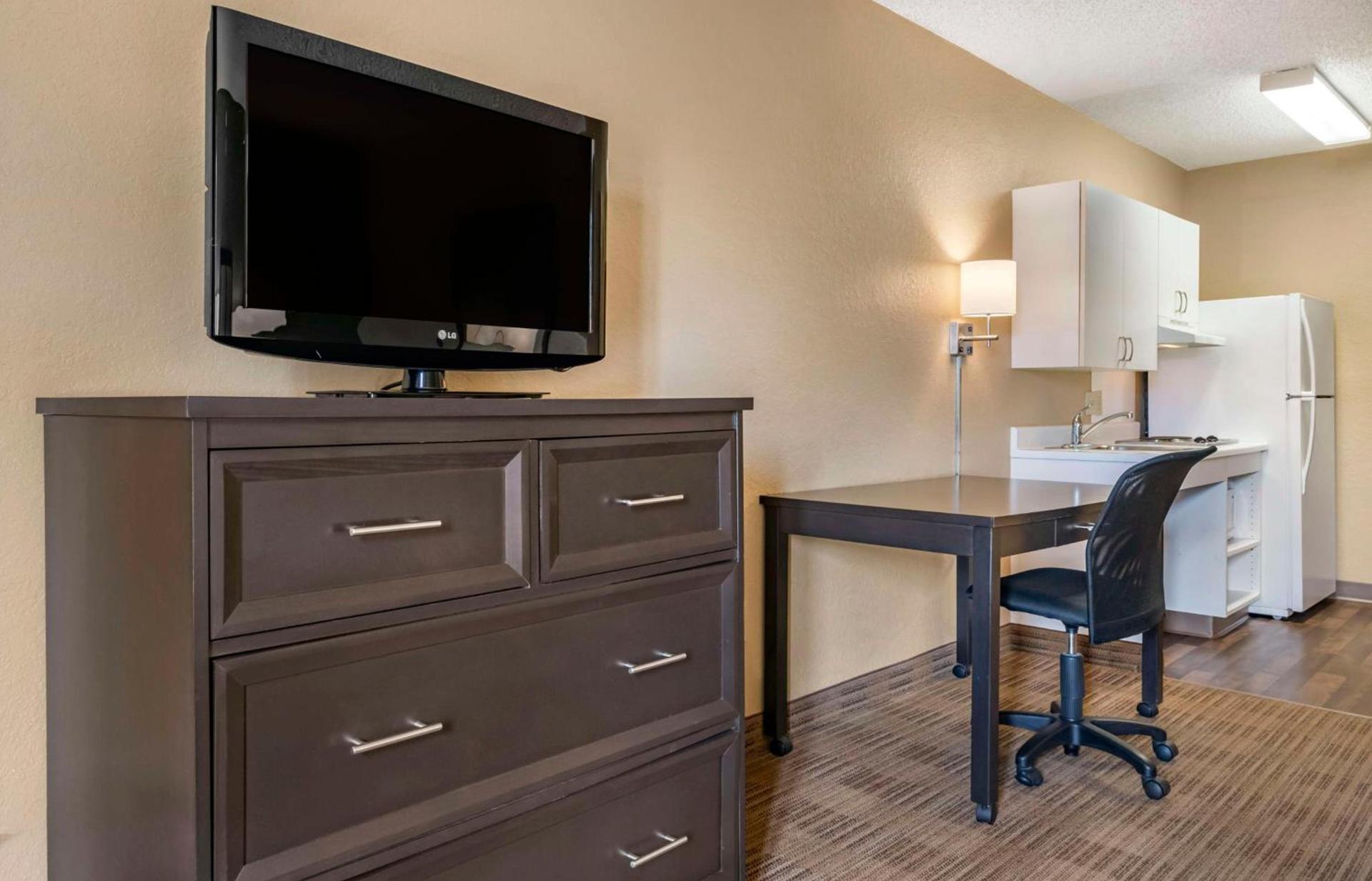 Extended Stay America Suites - Orlando - Orlando Theme Parks - Major Blvd photo 45