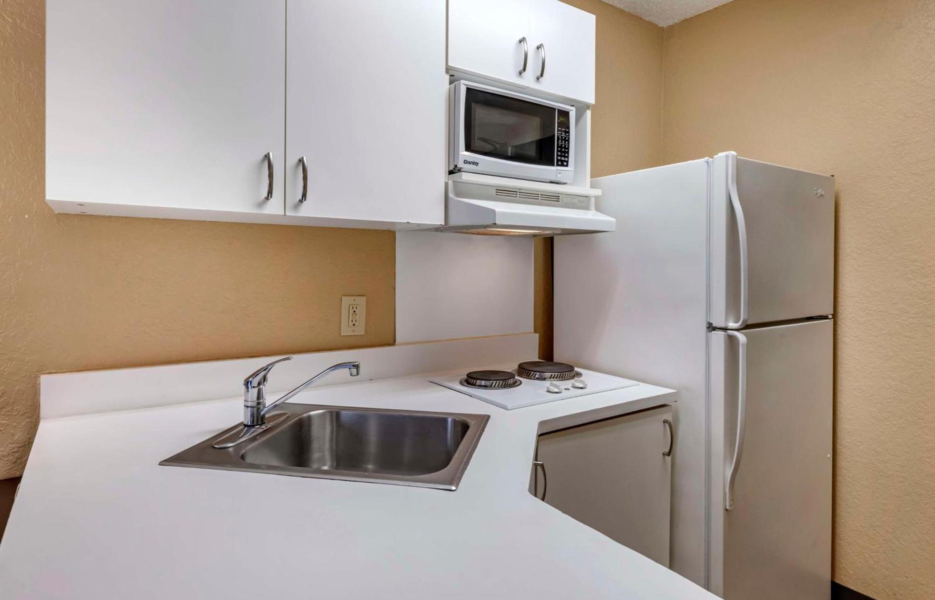 Extended Stay America Suites - Orlando - Orlando Theme Parks - Major Blvd photo 56