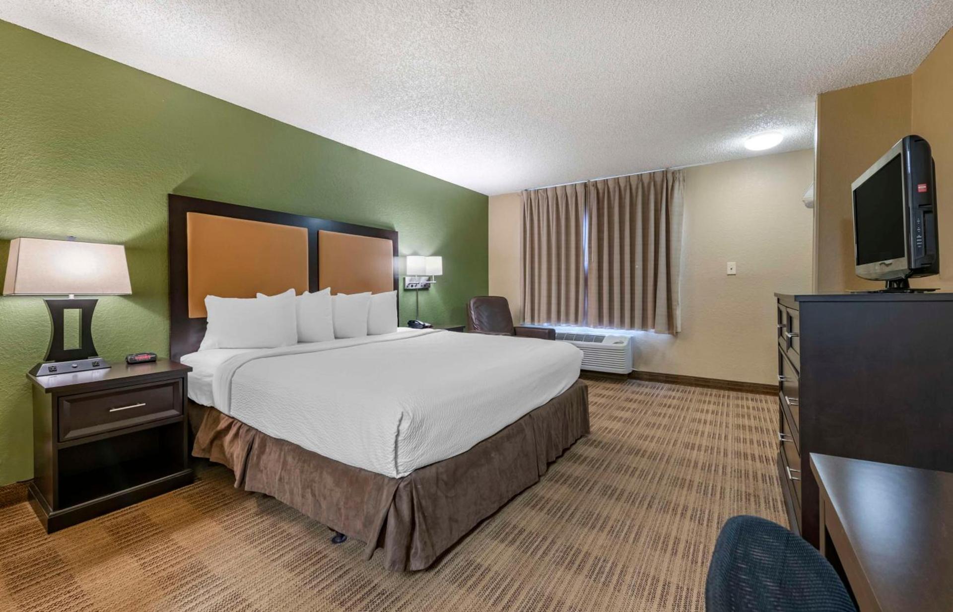 Extended Stay America Suites - Orlando - Orlando Theme Parks - Major Blvd photo 52