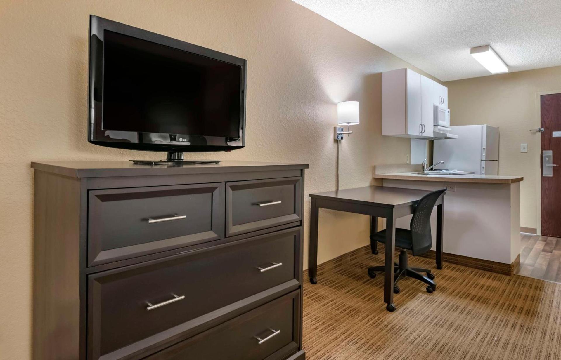 Extended Stay America Suites - Orlando - Orlando Theme Parks - Major Blvd photo 41