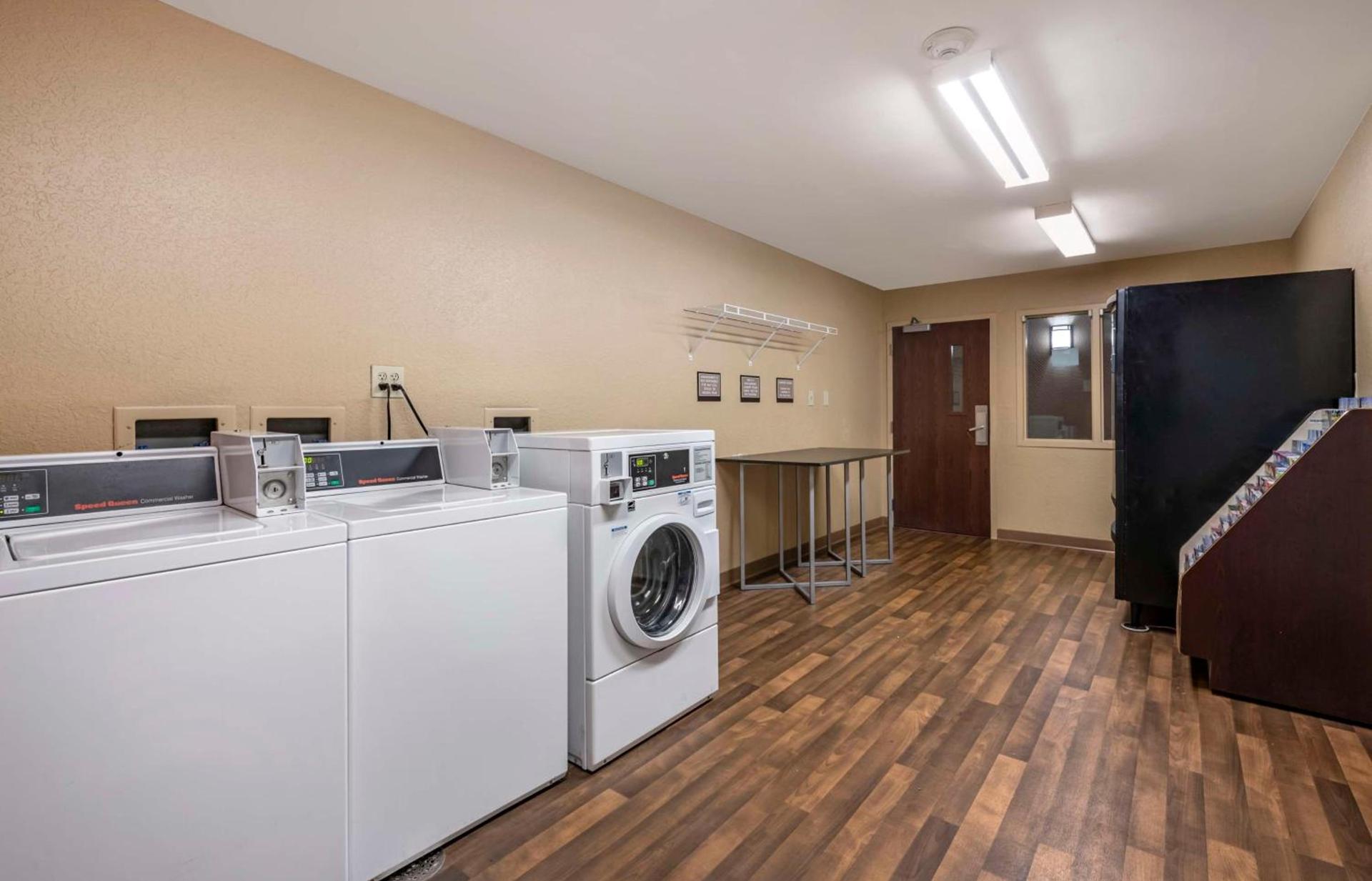 Extended Stay America Suites - Orlando - Orlando Theme Parks - Major Blvd photo 53