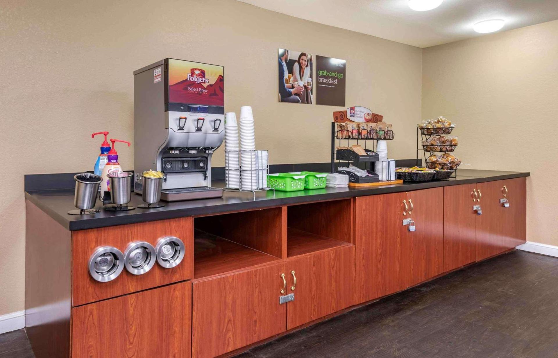 Extended Stay America Suites - Orlando - Southpark - Commodity Circle photo 9