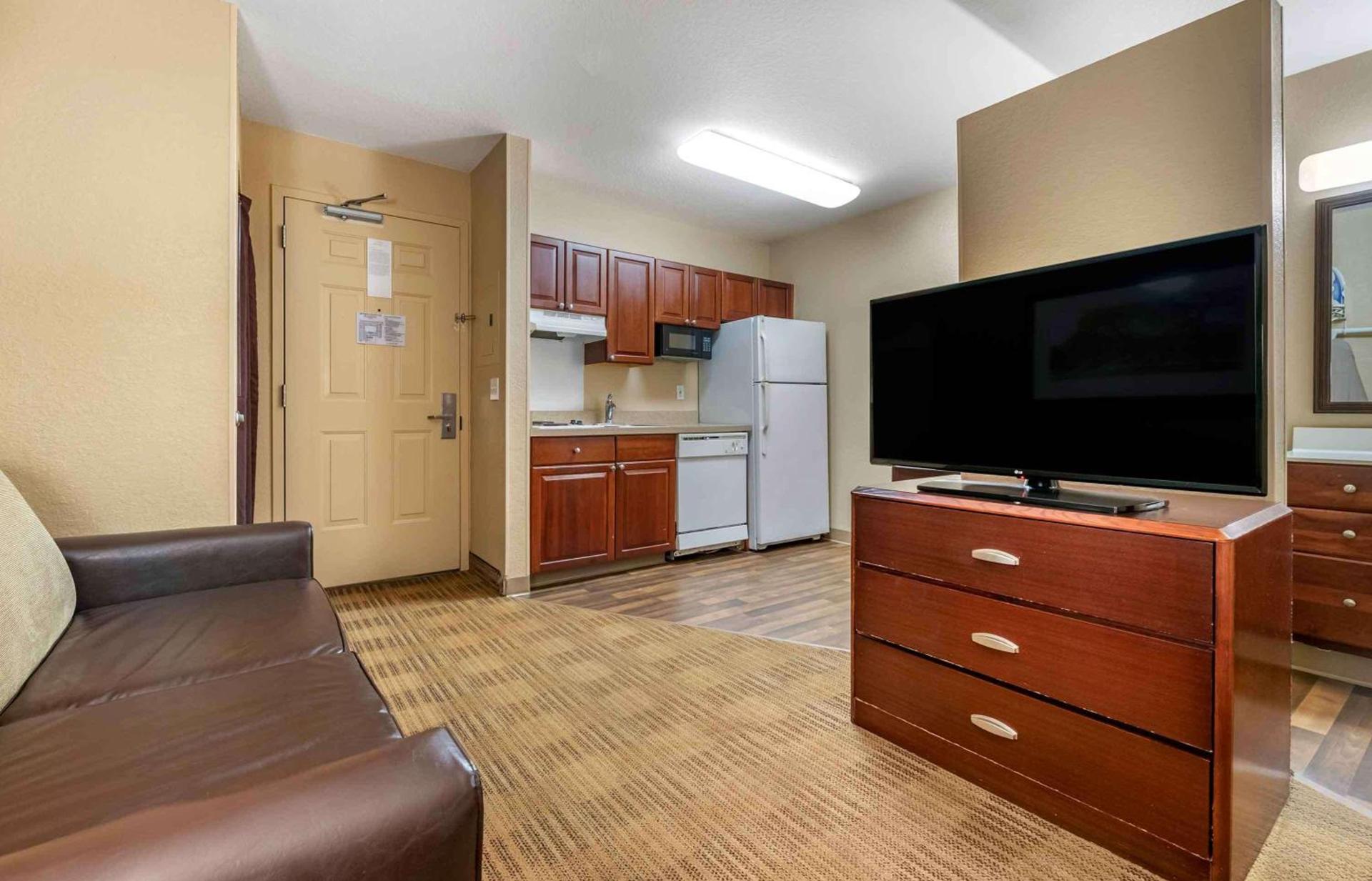 Extended Stay America Suites - Orlando - Southpark - Commodity Circle photo 16