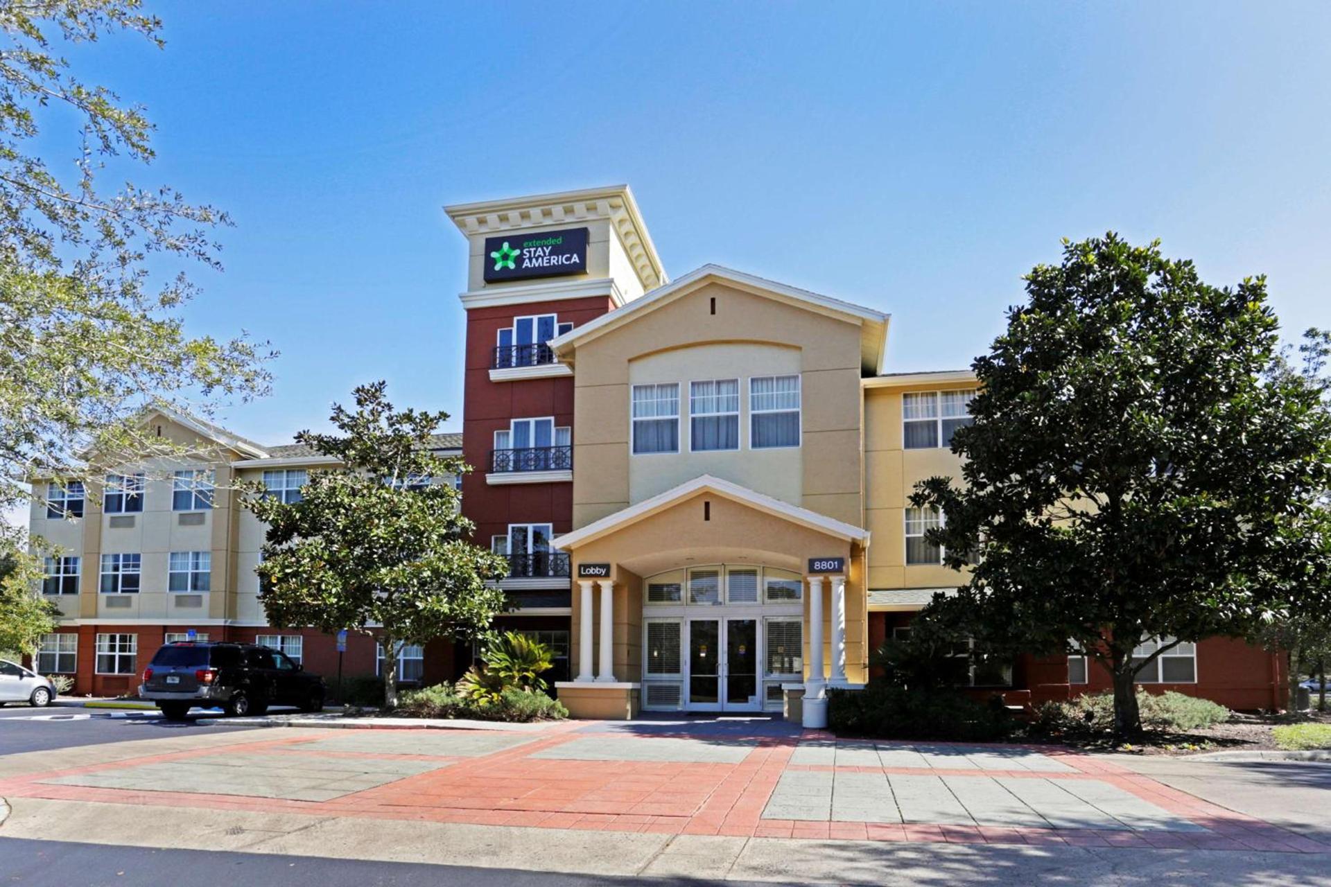 Studio 6 Suites Jacksonville Deerwood Park FL photo 1